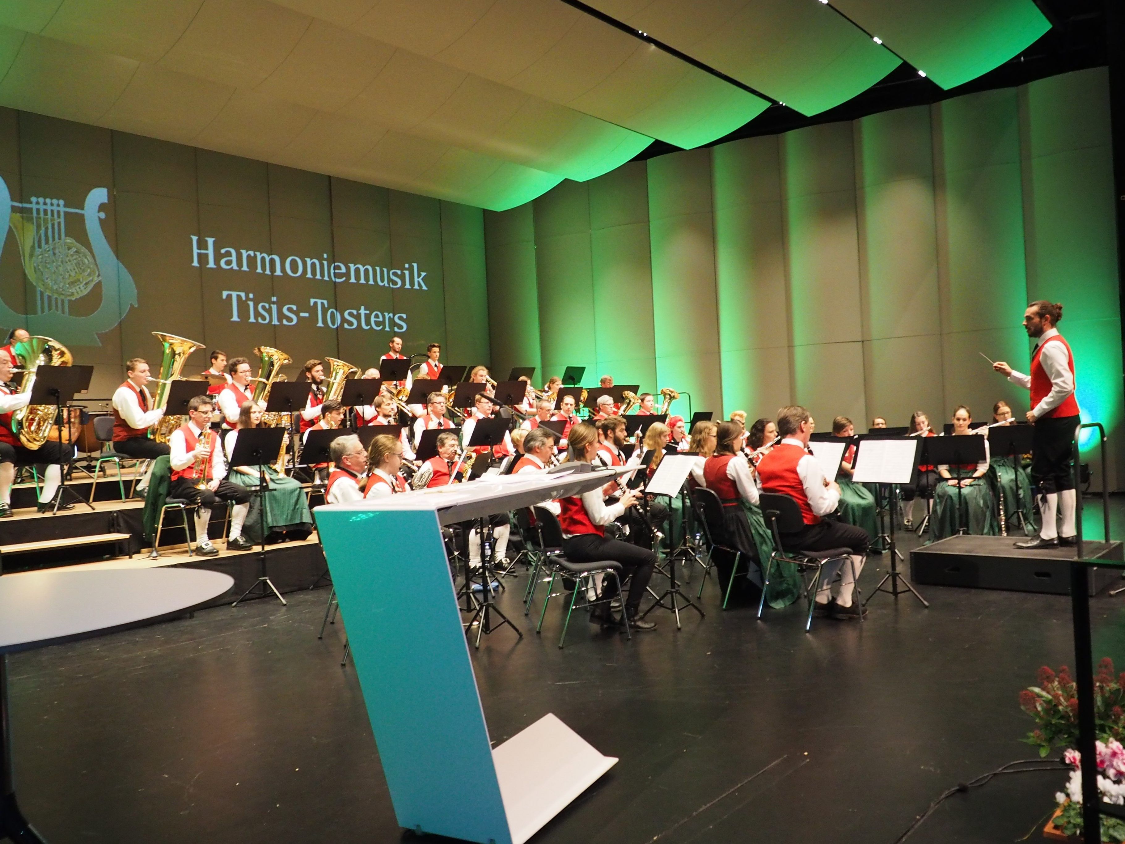Harmoniemusik Tisis-Tosters begeisterte im Montforthaus Harmoniemusik Tisis-Tosters begeisterte im Montforthaus