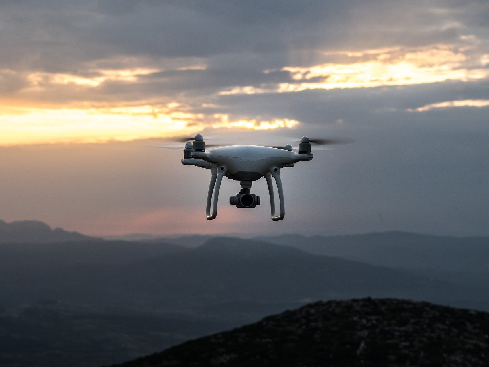 Wo genau man mit seiner Drohne in Österreich fliegen darf, kann man mit der App feststellen