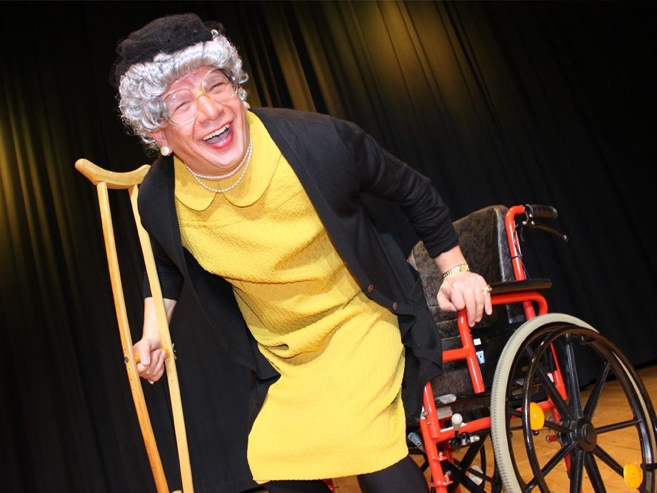 Humorvolles Kabarett gibt's in der Aula Bernardi Humorvolles Kabarett gibt's in der Aula Bernardi