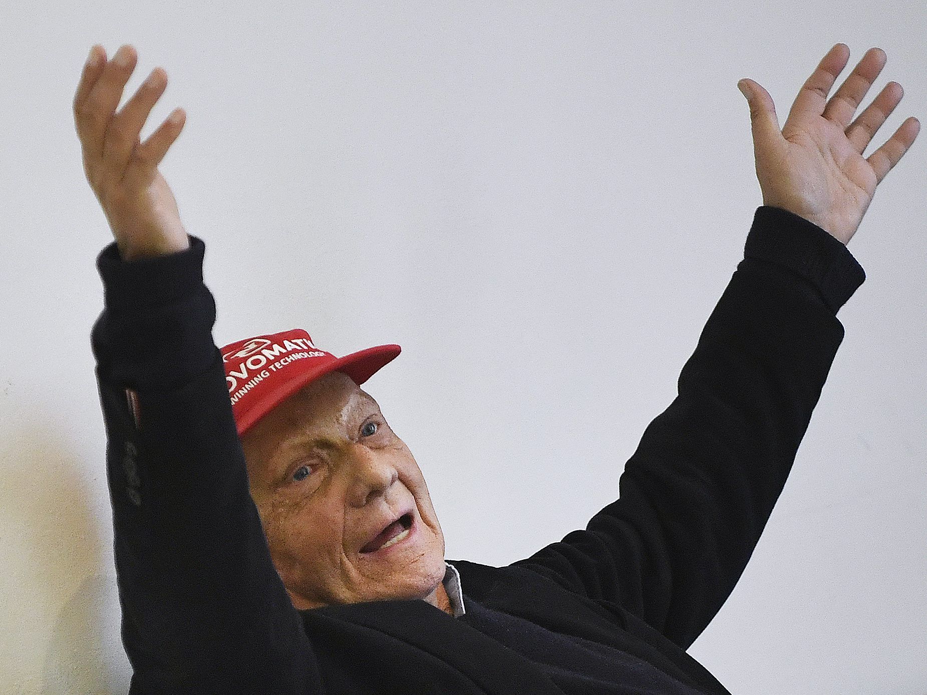 Insolvenzrechtlich gibt es für den Verkauf an Niki Lauda grünes Licht. Insolvenzrechtlich gibt es für den Verkauf an Niki Lauda grünes Licht.