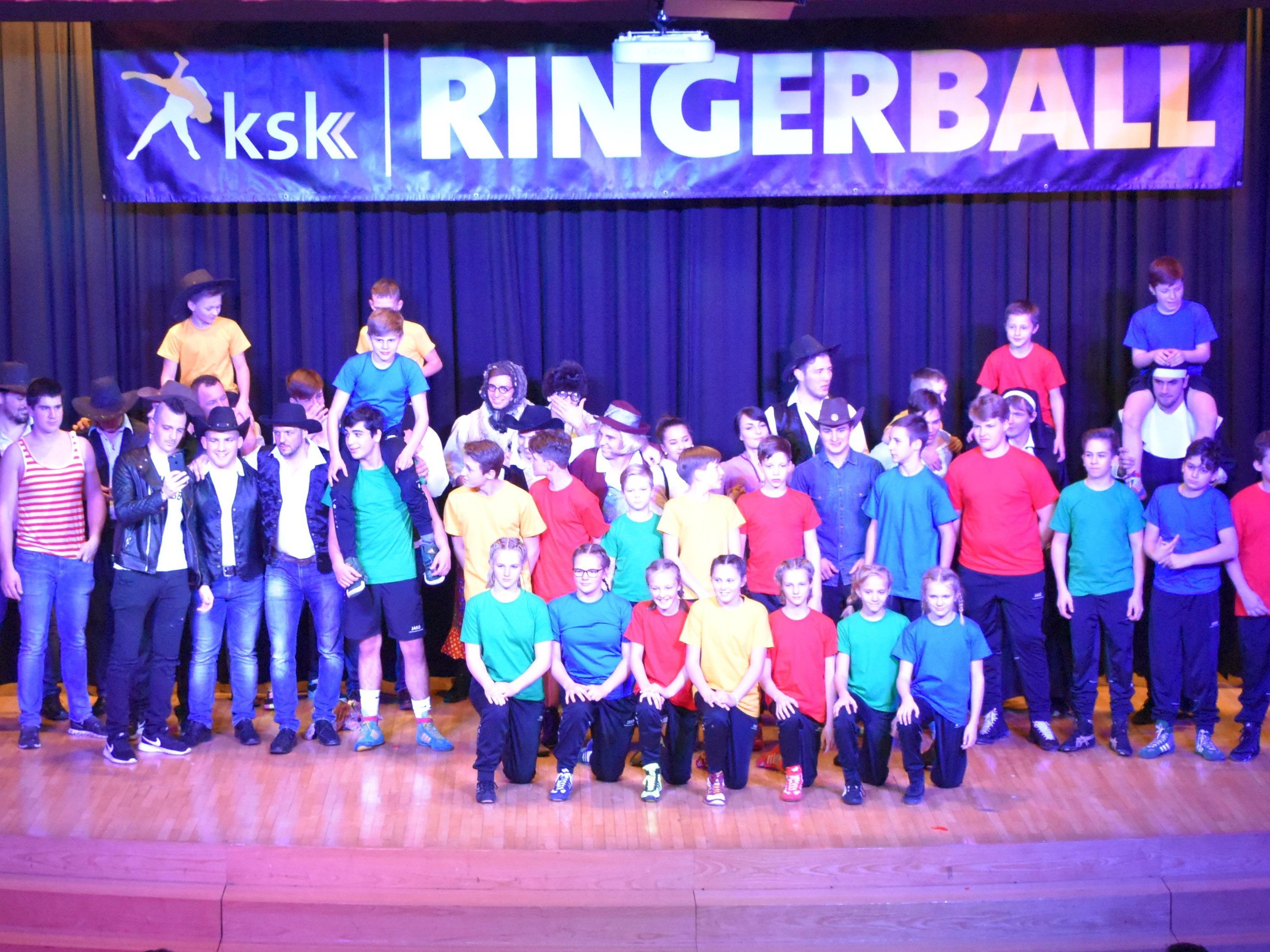 Legendärer Ringerball