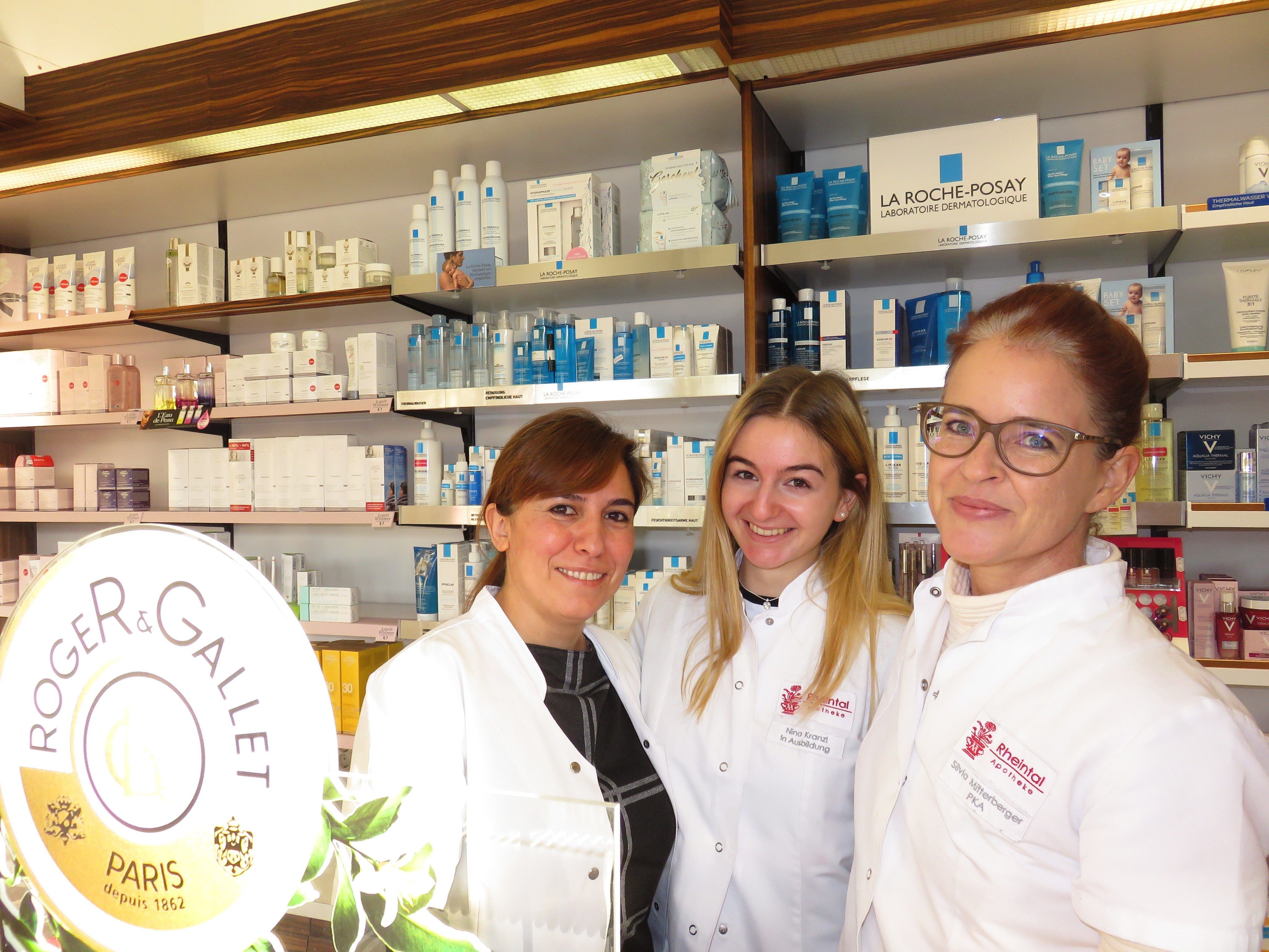 Nina Kranzl (mi) mit ihren Kolleginnen Sakine Erdemir-Alsac und Silvia Mitterberger Nina Kranzl (mi) mit ihren Kolleginnen Sakine Erdemir-Alsac und Silvia Mitterberger