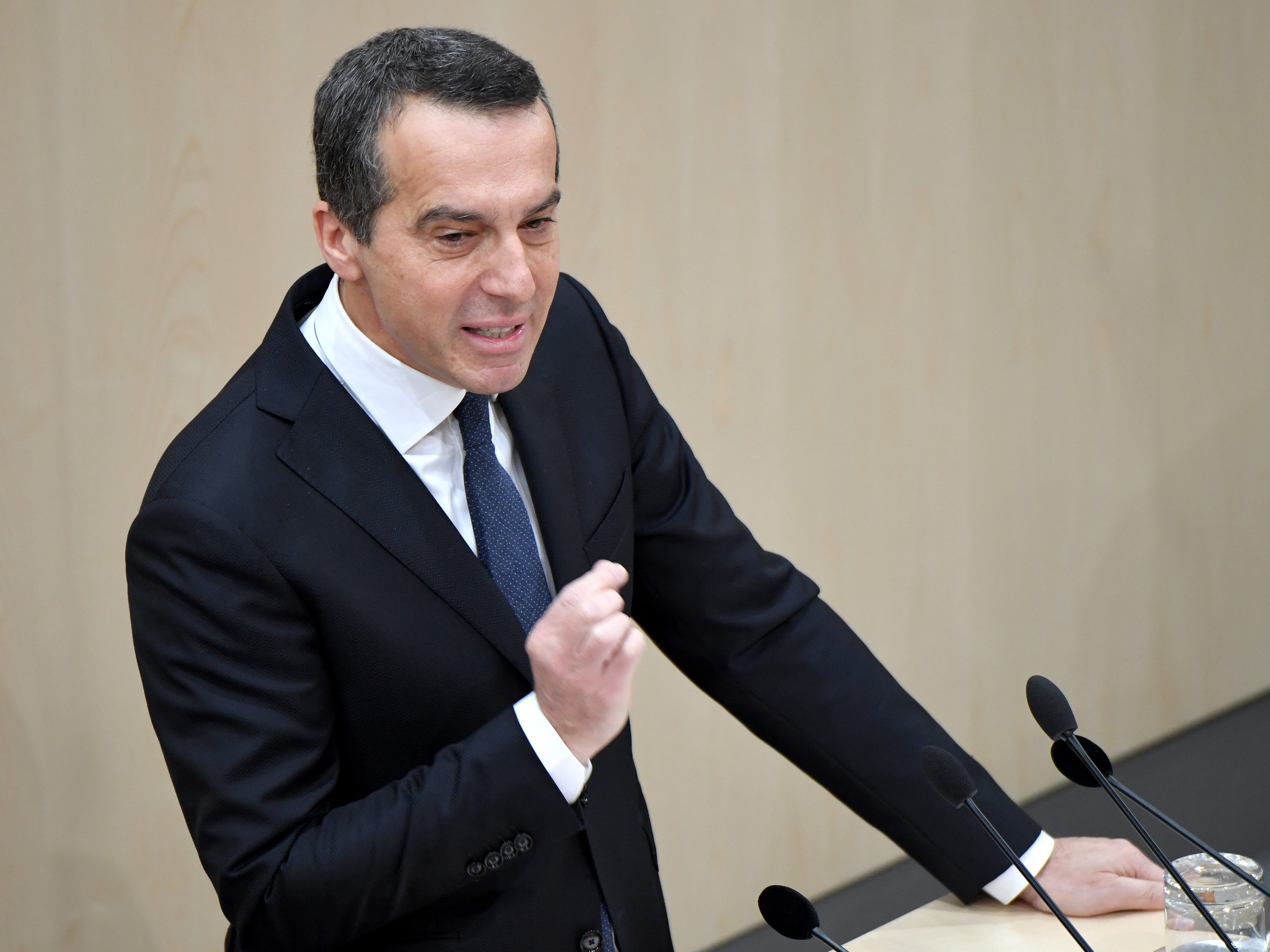 SPÖ-Chef Kern hat sich zu den Ausschlüssen am Dienstag nicht persönlich geäußert.