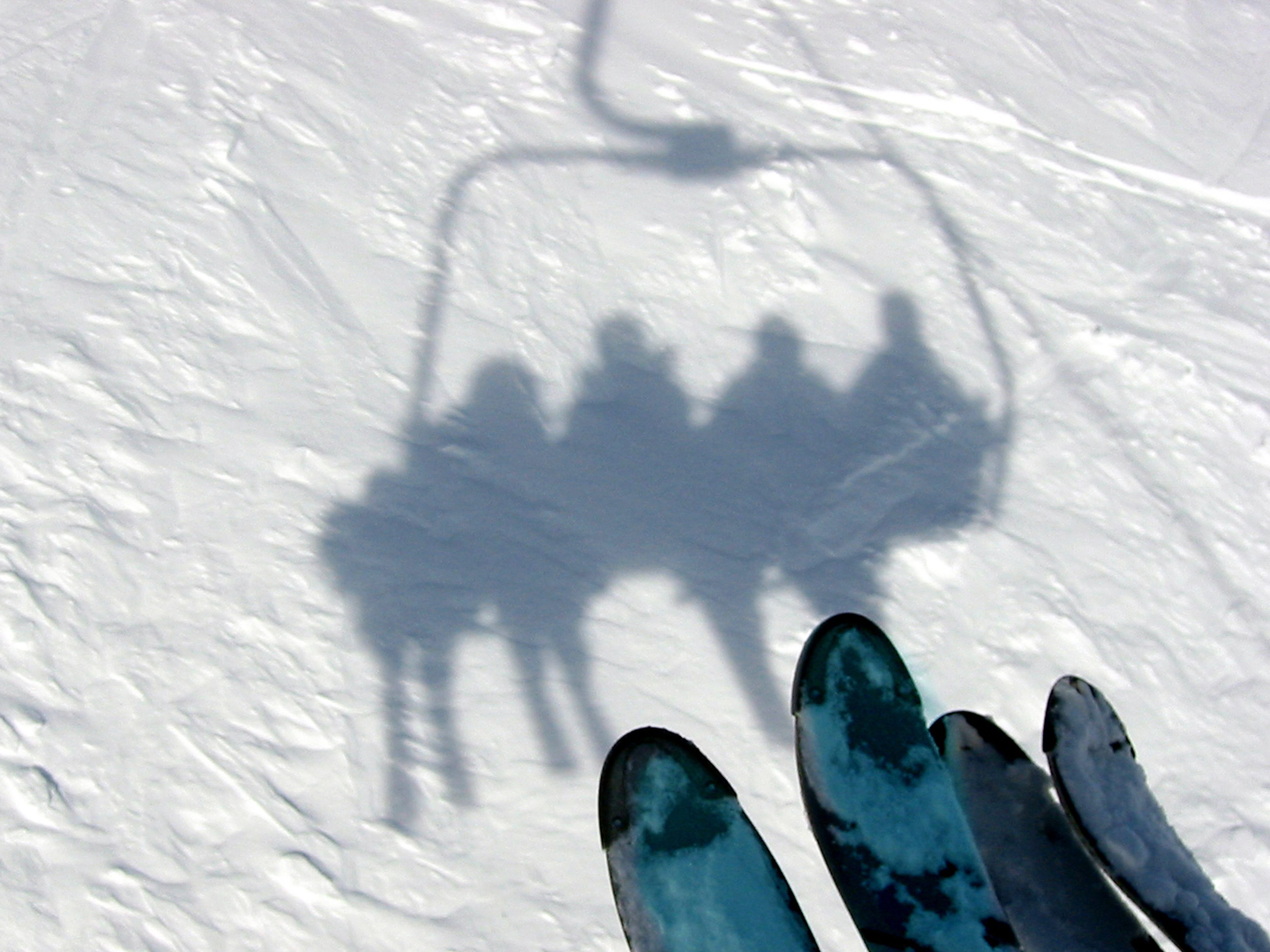 Die 70-jährige Skifahrerin wurde entgegen ersten Vermutungen doch verletzt.
