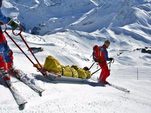 Skifahrerin musste mit Akja ins Tal gebracht werden