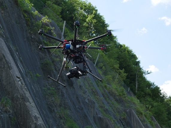 Ab 2018: Bauwerks-Check mit „fliegenden Helferleins“ Ab 2018: Bauwerks-Check mit „fliegenden Helferleins“