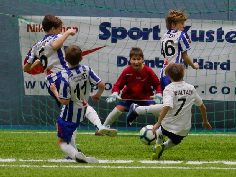 Szene in Hard: U-13 Spiel Feldkirch gegen Altach