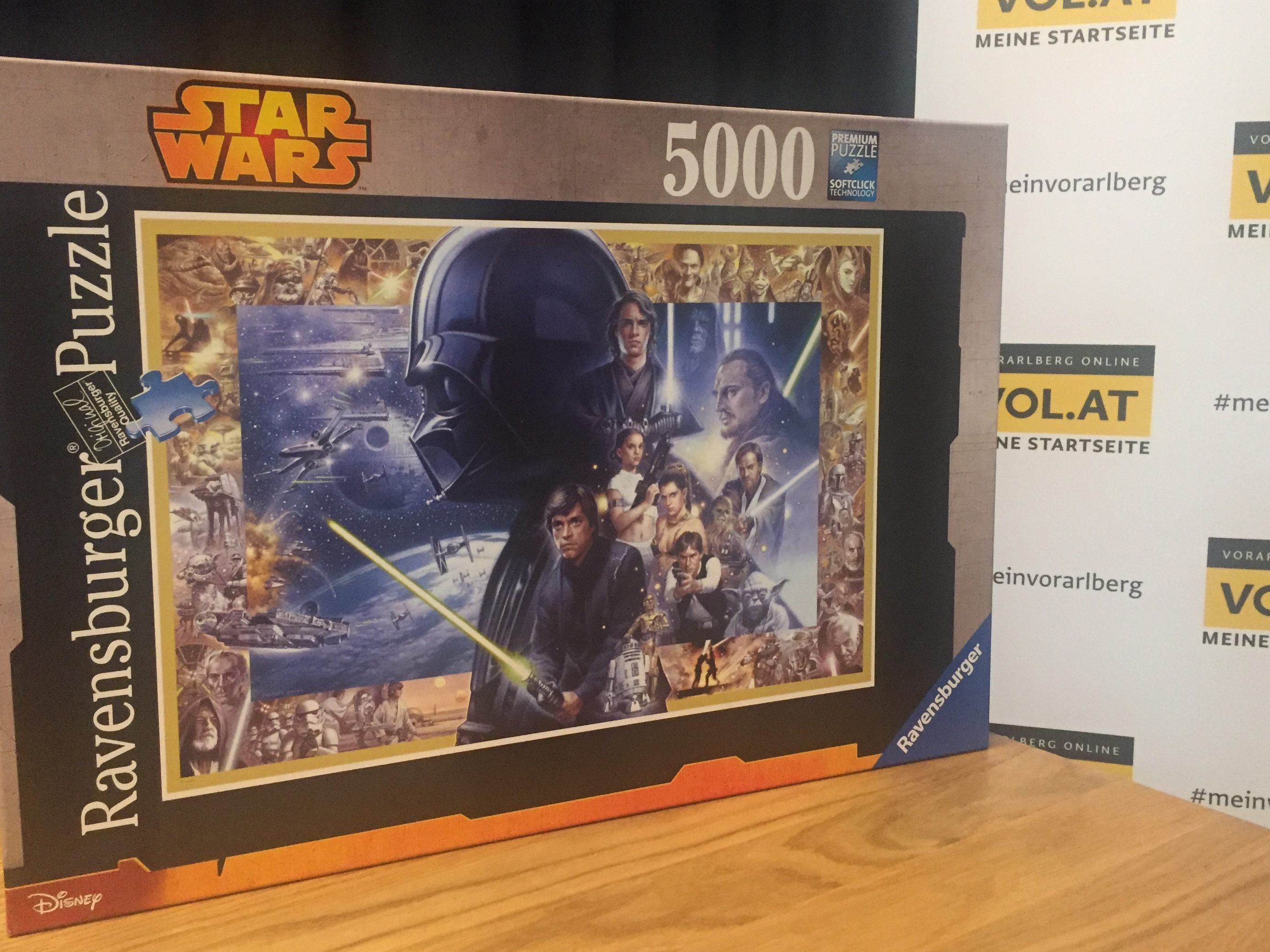 VOL.AT verlost dieses Ravensburger Puzzle.