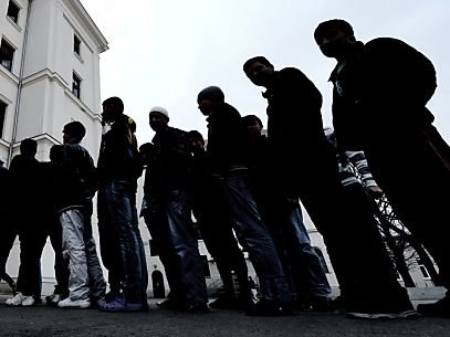 Zahl der Asylwerber sinkt immer weiter Zahl der Asylwerber sinkt immer weiter