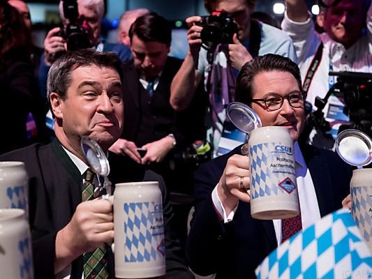 CSU-Spitze gibt sich zum Aschermittwoch gewohnt launig-polternd
