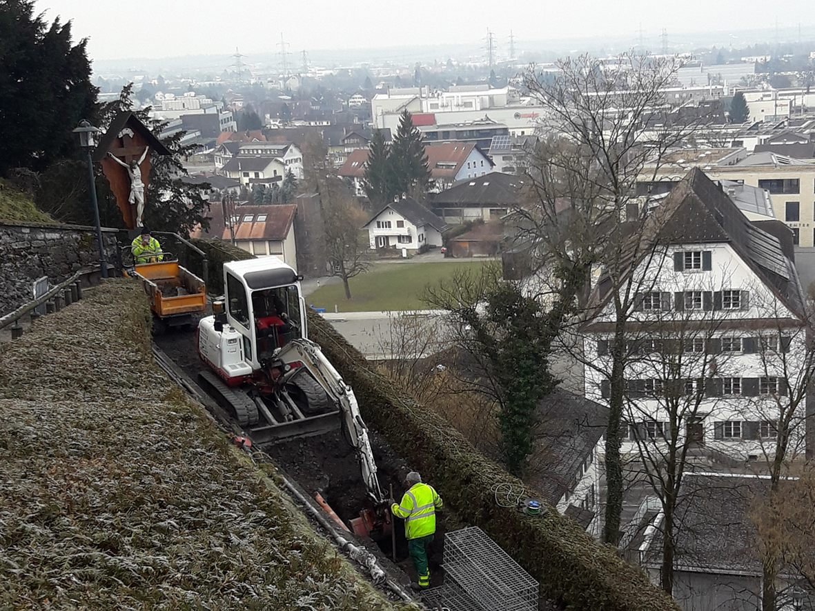 Die Bauarbeiten auf dem Weg zum Liebfrauenberg laufen planmäßig.