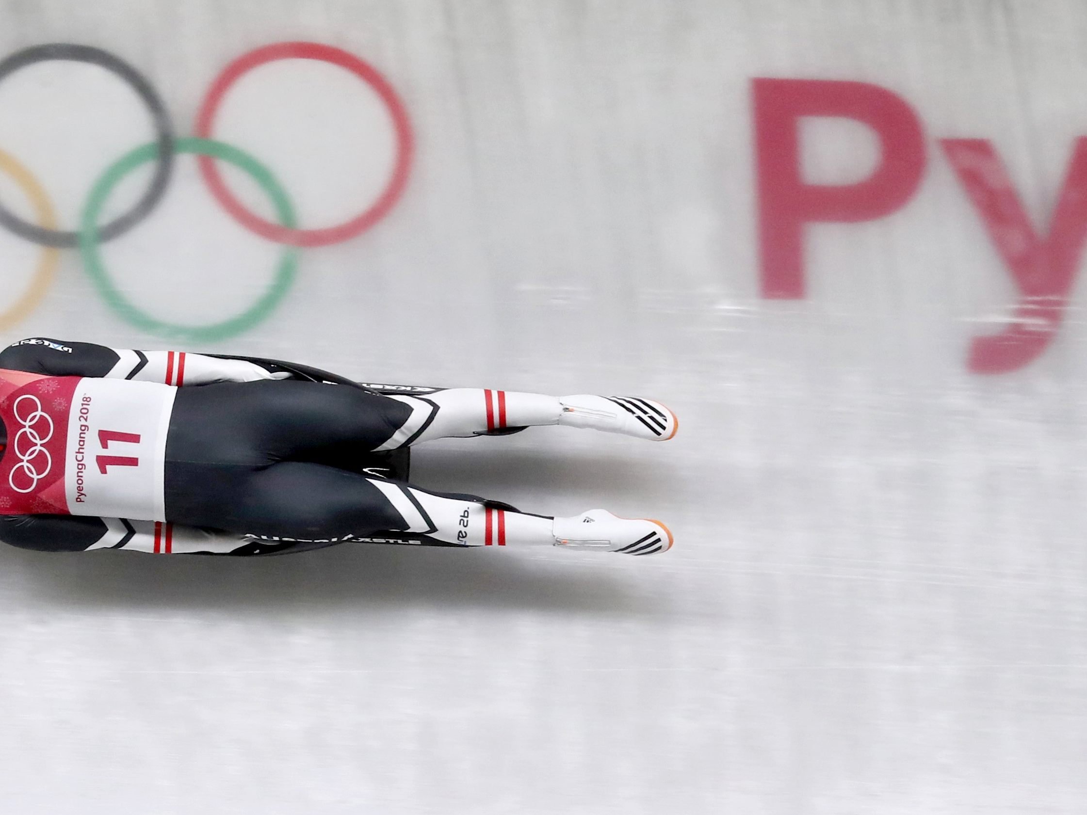 David Gleischers holt beim Rodeln die erste Goldmedaille für Österreich.