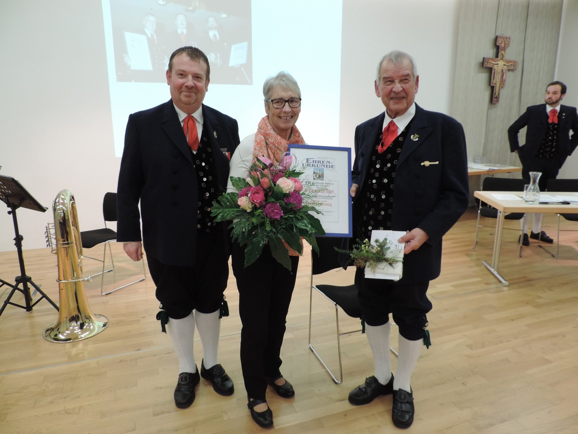 Dr. Emmerich Auer 60-jährige Mitgliedschaft bei der Stadtmusik Bludenz Mitgliedschaft bei der Stadtmusik Bludenz Dr. Emmerich Auer 60-jährige Mitgliedschaft bei der Stadtmusik Bludenz Mitgliedschaft bei der Stadtmusik Bludenz