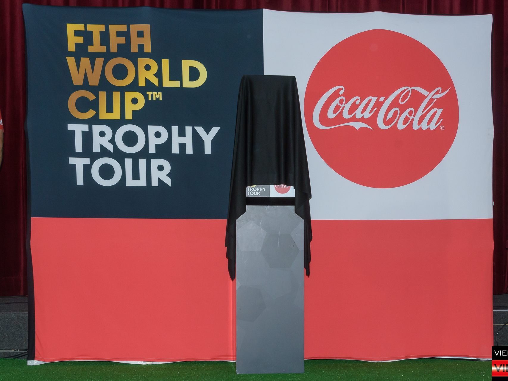 FIFA World Cup Trophy Tour by Coca Cola Wien - Wiener Rathaus - 11.02.2018