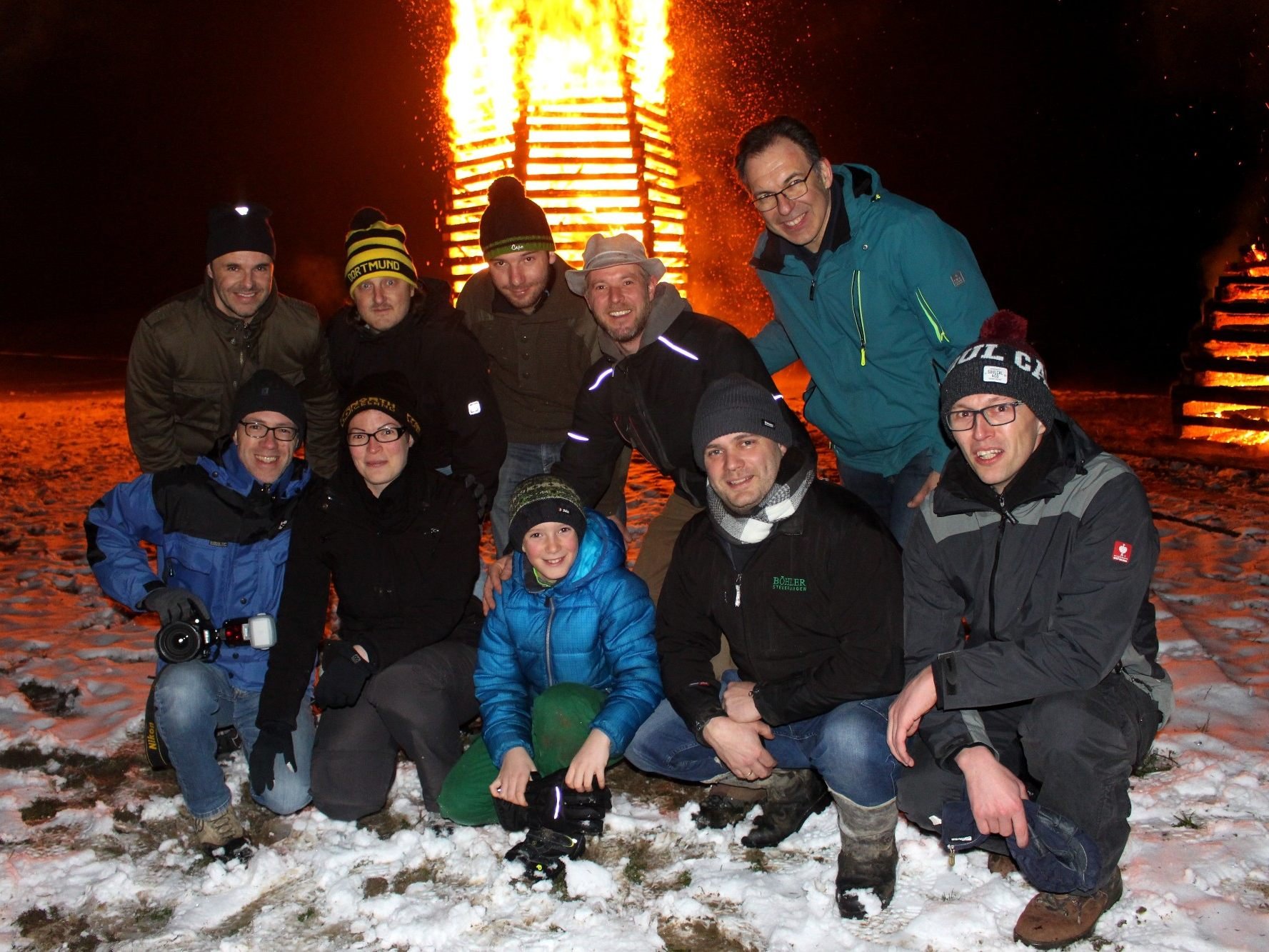 Das Team um Funkenmeister Jens Jensen Felder sorgte am „Berg“ für ein prachtvolles Funkenerlebnis.