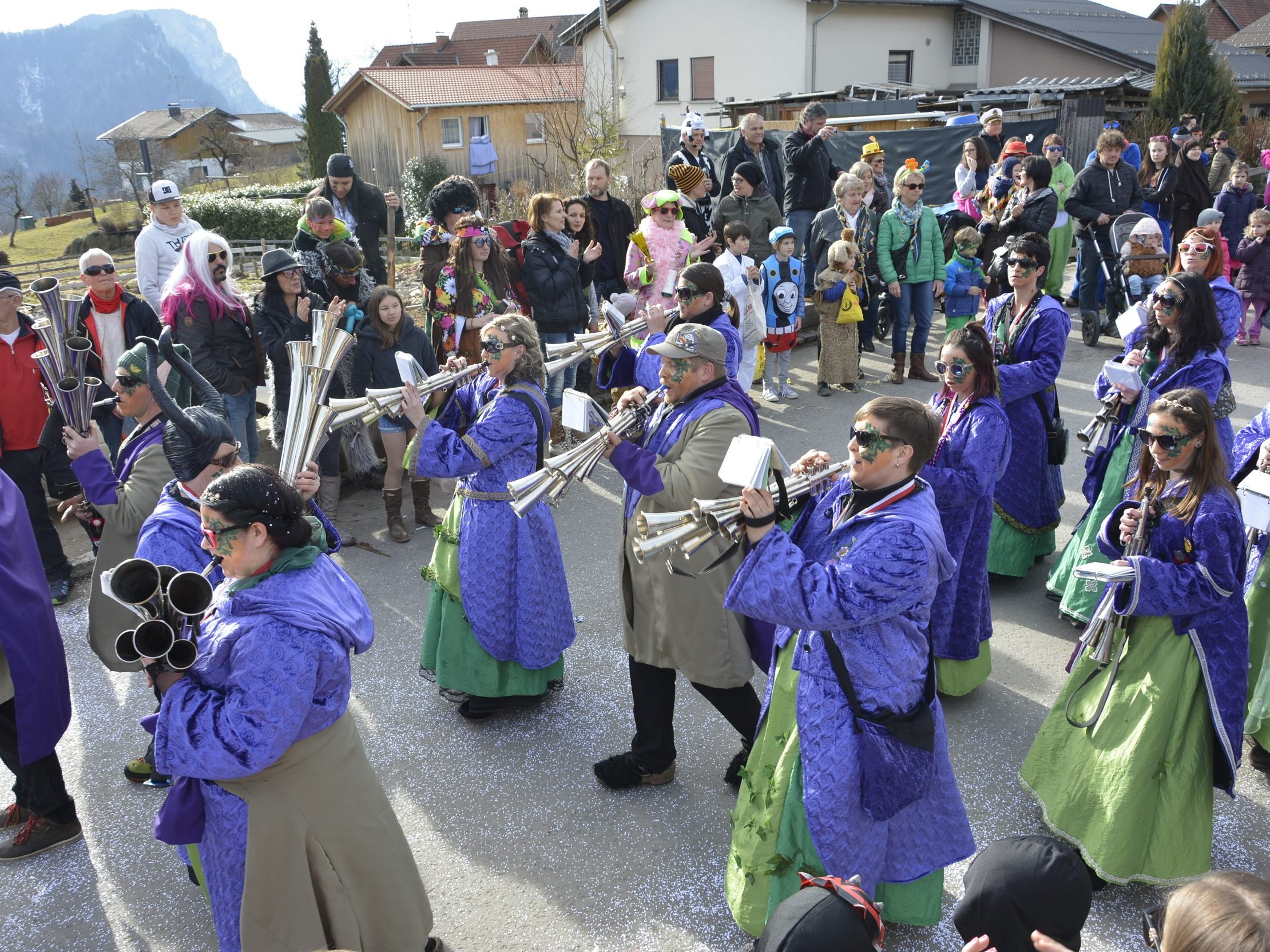 Die Kehlegger Schalmeien werden auch wieder beim Fasnatumzug in Kehlegg am kommenden Samstag den Ton angeben. Die Kehlegger Schalmeien werden auch wieder beim Fasnatumzug in Kehlegg am kommenden Samstag den Ton angeben.