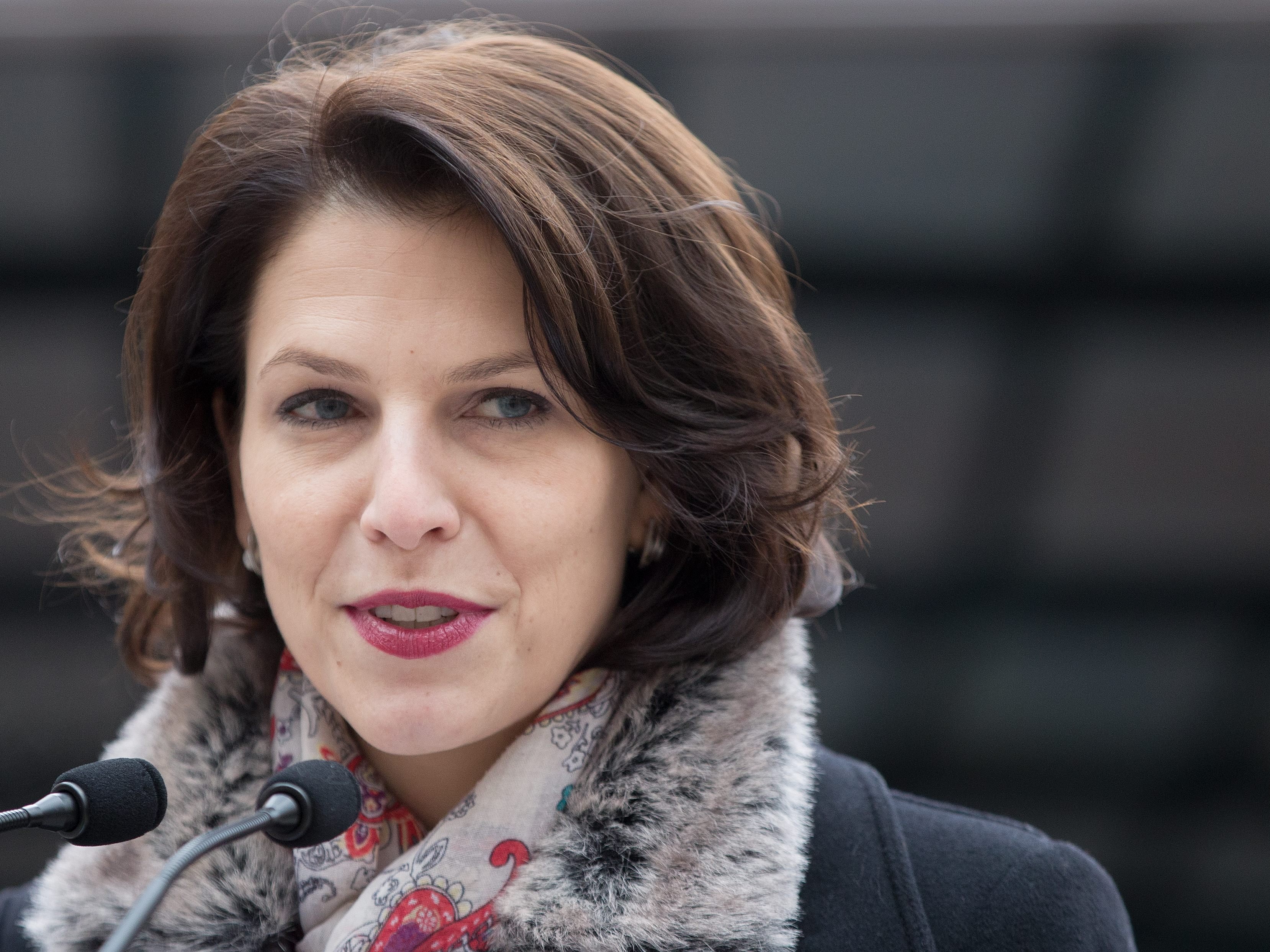 Laut Staatssekretärin Karoline Edtstadler soll jeder Schüler einmal indie KZ-Gedenkstätte Matuhausen besucht haben.