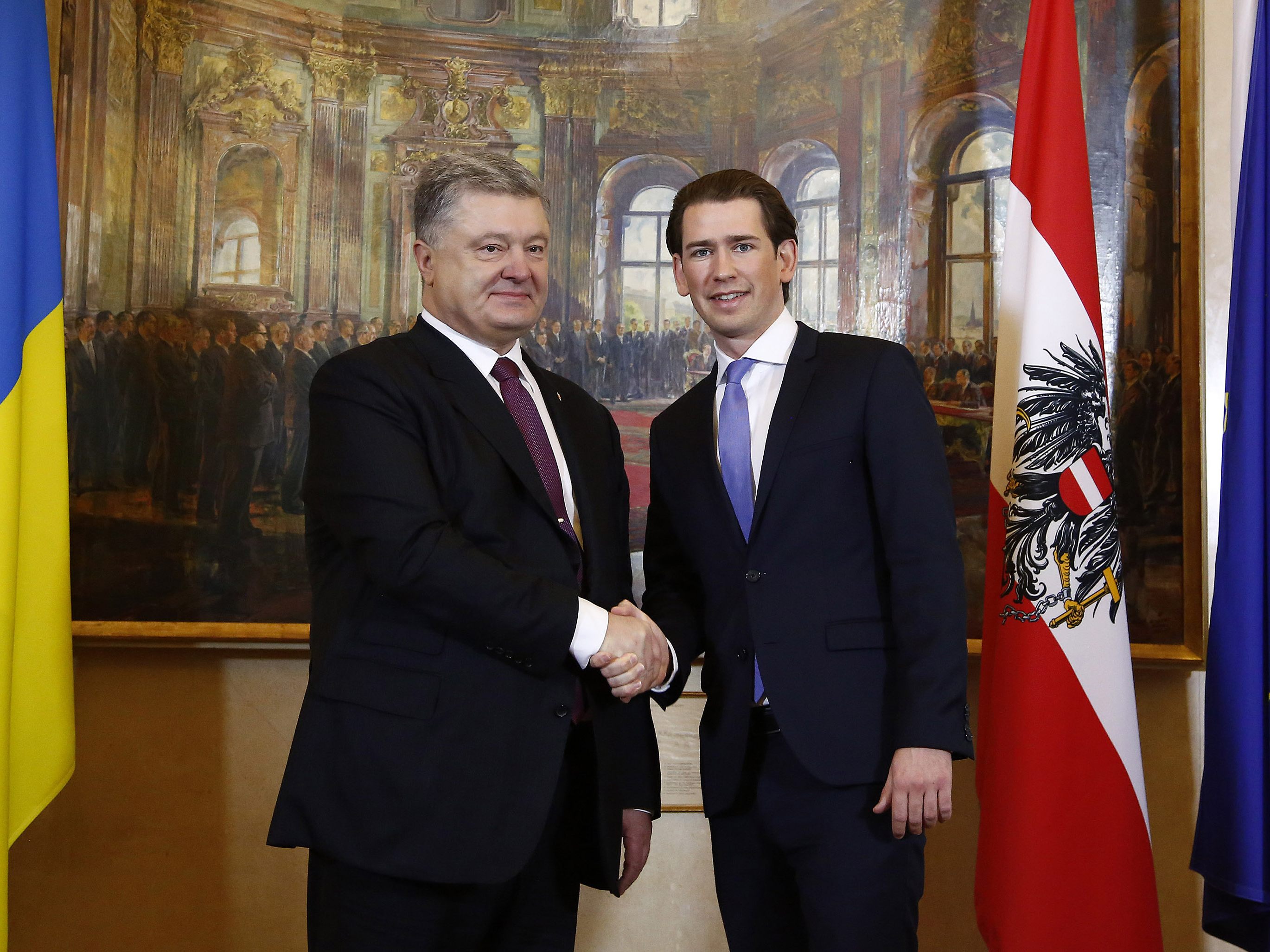 Ukraines Präsident Petro Poroschenko ist besorgt über die Nähe der FPÖ zu Russland. Ukraines Präsident Petro Poroschenko ist besorgt über die Nähe der FPÖ zu Russland.