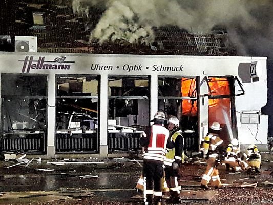 Täter hinterließen Spur der Verwüstung Täter hinterließen Spur der Verwüstung