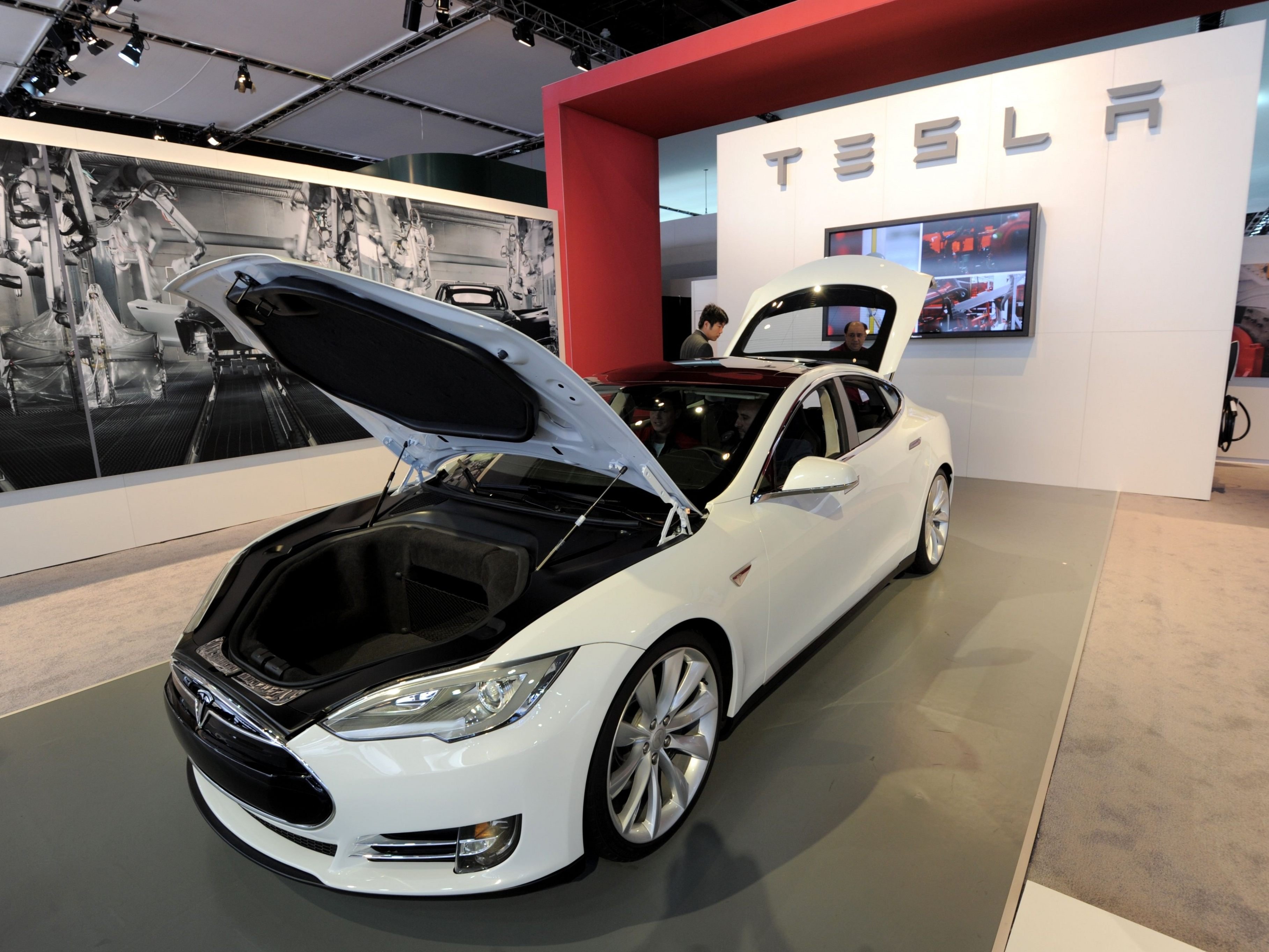 Tesla ruft 123.000 Model S zurück.