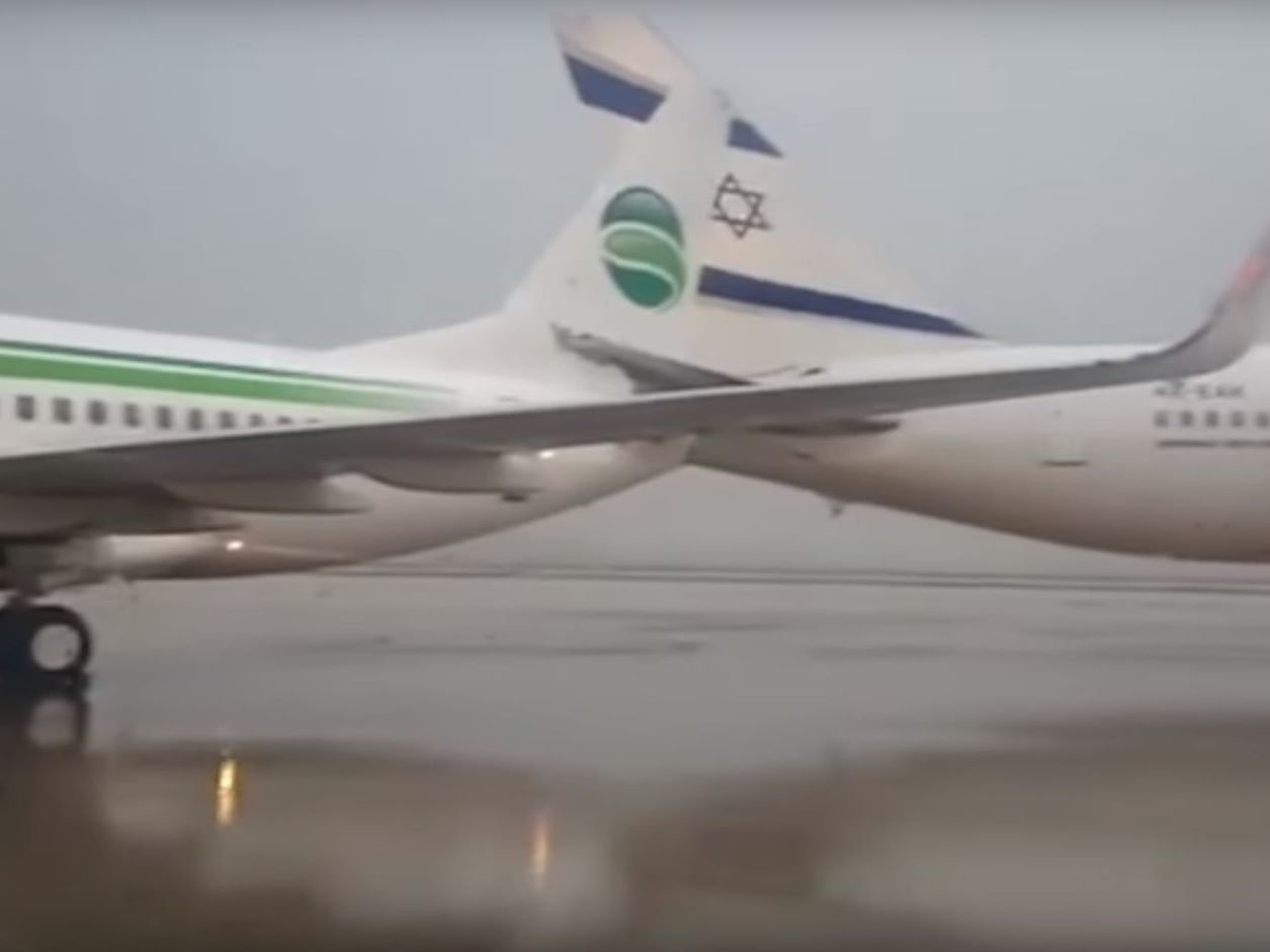 aschine und ein Germania-Flieger waren betroffen.