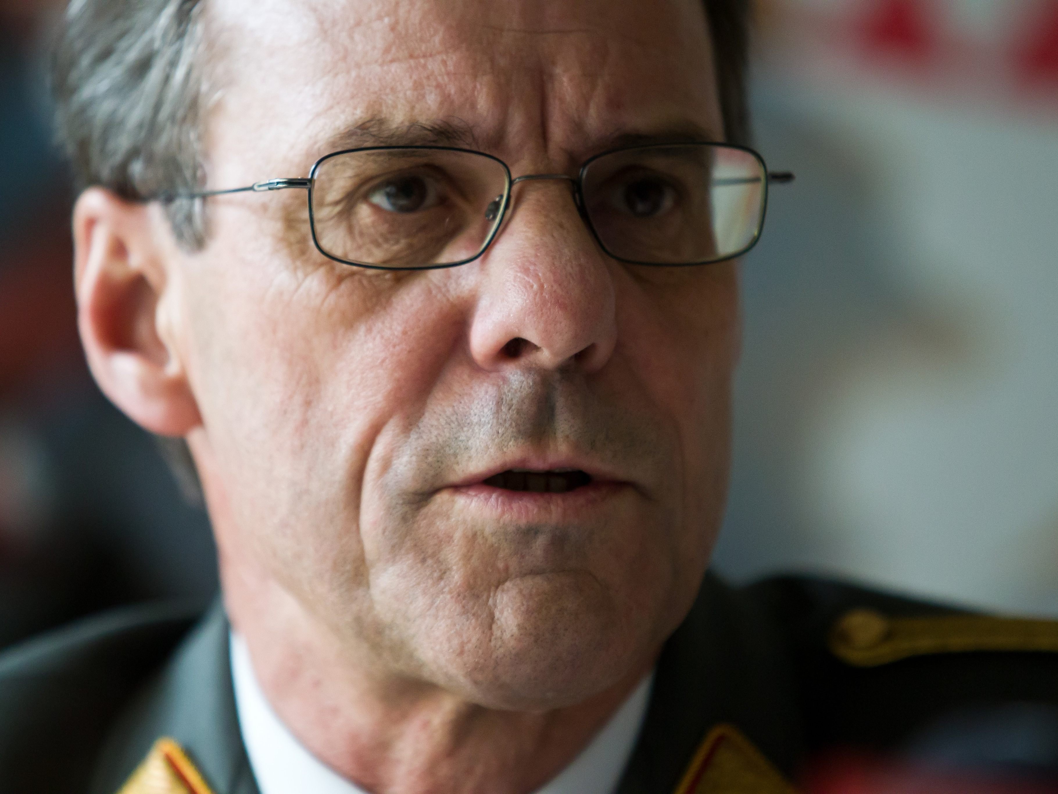 Militärkommandant Ernst Konzett hat in den kommenden Jahren nur 390.000 statt der erwarteten 3,5 Millionenen Euro zur Verfügung. Militärkommandant Ernst Konzett hat in den kommenden Jahren nur 390.000 statt der erwarteten 3,5 Millionenen Euro zur Verfügung.