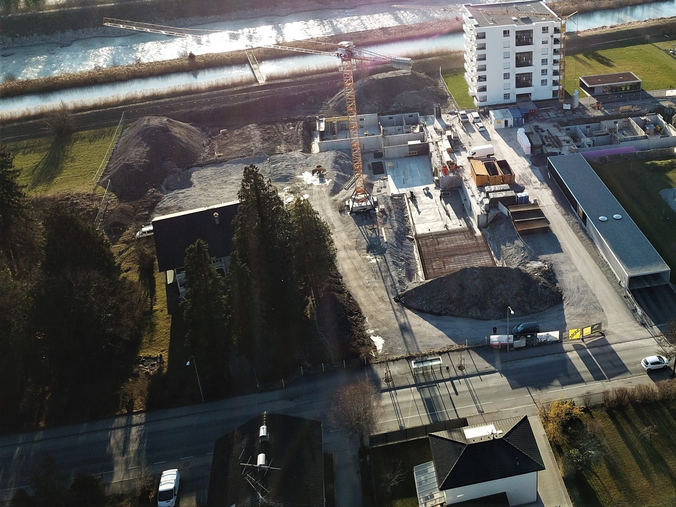 Beim nächsten Bauabschnitt des Projekts Quartier „Illufer“ entstehen auf rund 6000 Quadratmetern weitere drei Häuser mit etwa 70 Wohnungen. Beim nächsten Bauabschnitt des Projekts Quartier „Illufer“ entstehen auf rund 6000 Quadratmetern weitere drei Häuser mit etwa 70 Wohnungen.