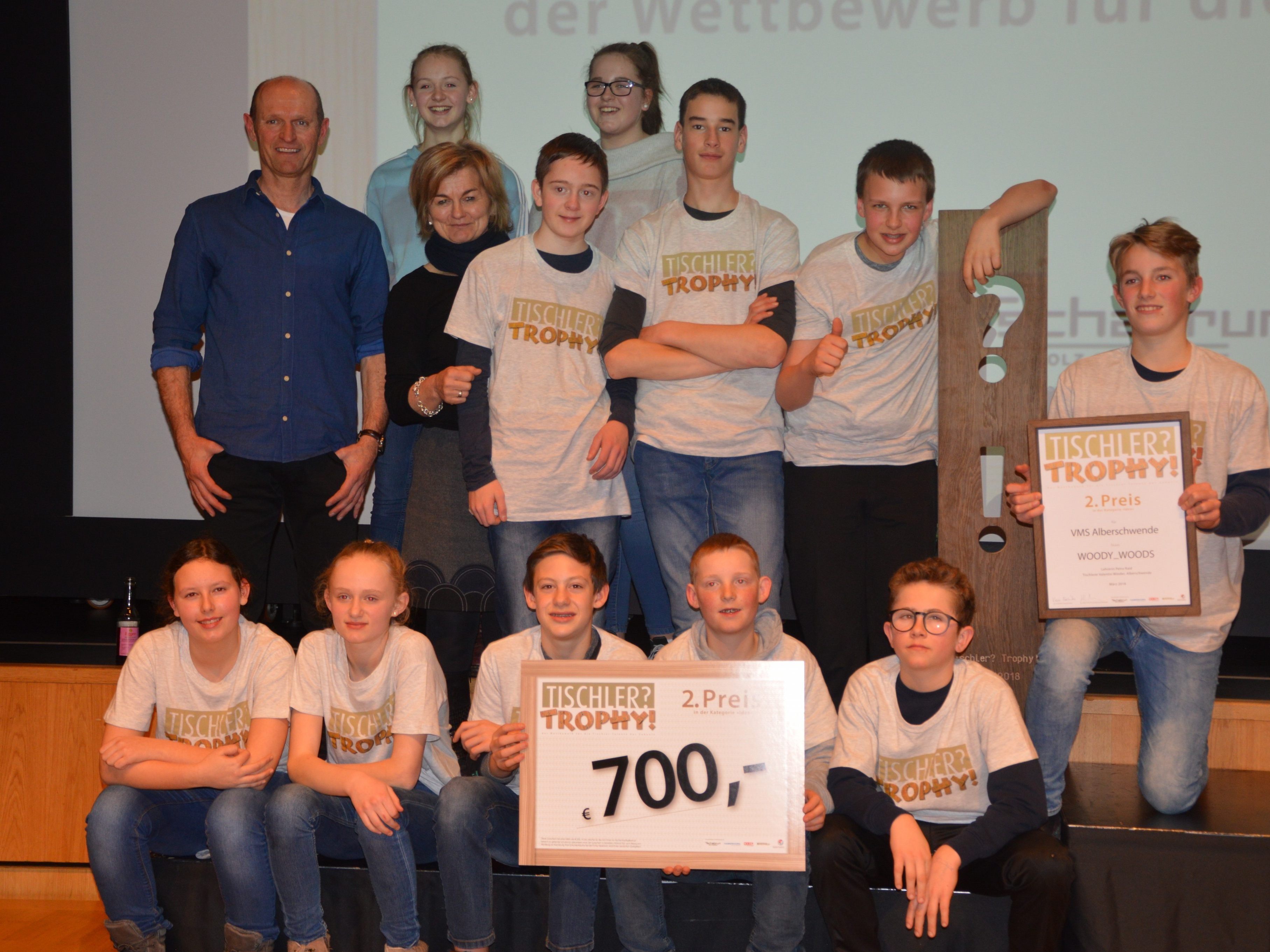 Große Freude bei den Alberschwender Mittelschülern über die ausgezeichnete Platzierung. Große Freude bei den Alberschwender Mittelschülern über die ausgezeichnete Platzierung.