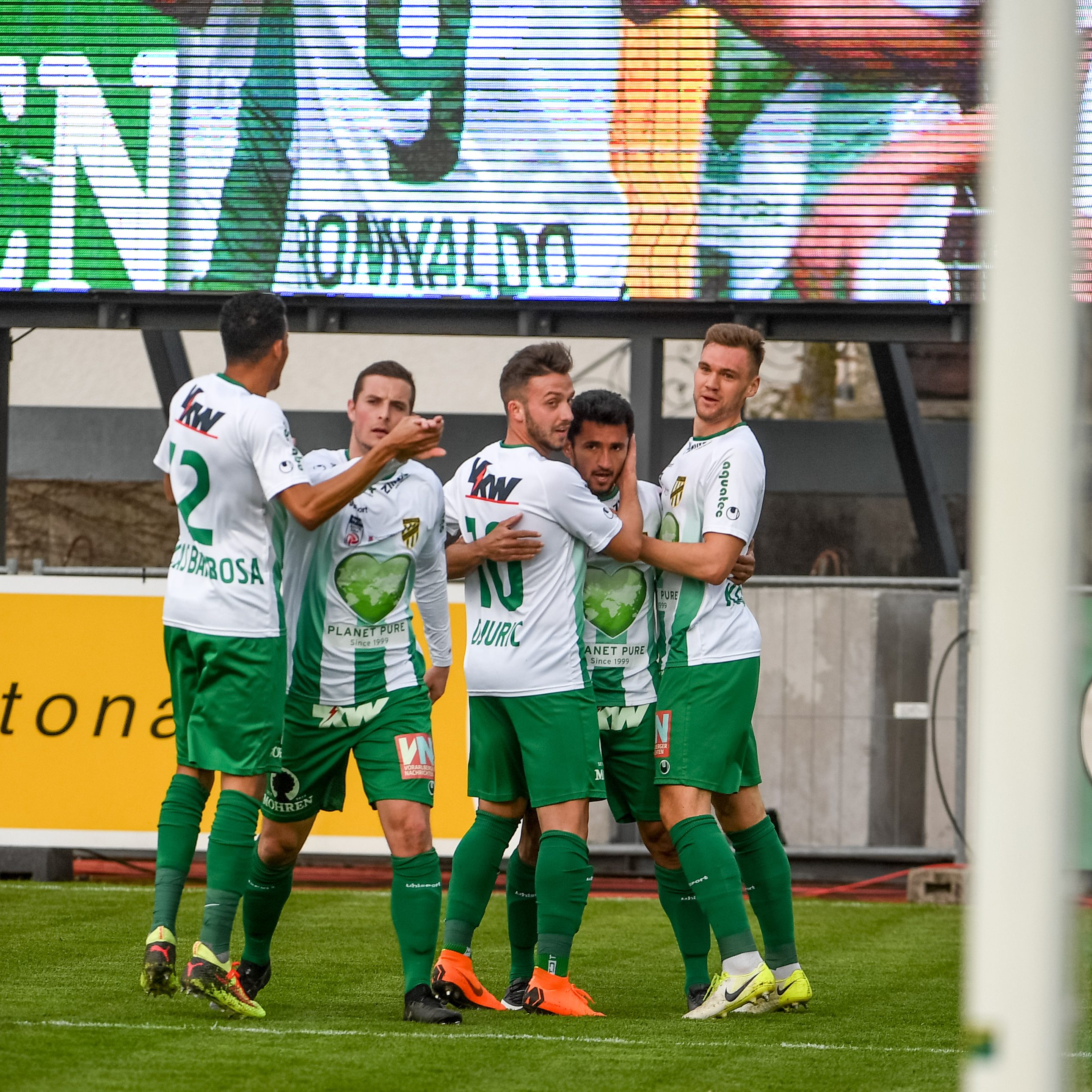 Die Lustenauer jubelten auch im heutigen Heimspiel über einen Sieg.