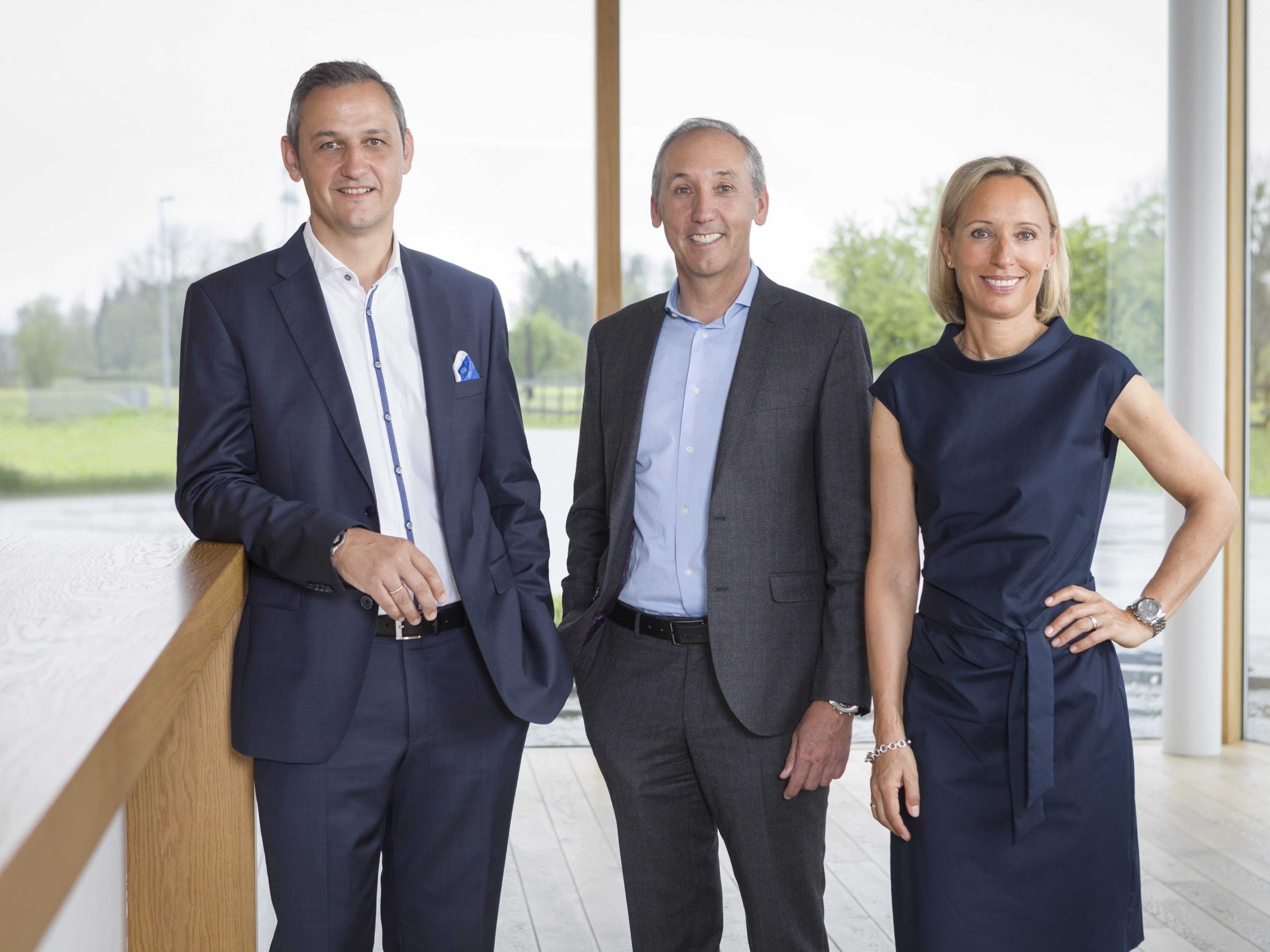 v.l.n.r.: Edgar Sohm (Geschäftsführer/CEO), Thomas Sohm (Geschäftsführender Gesellschafter), Andrea Sohm (Geschäftsführerin) v.l.n.r.: Edgar Sohm (Geschäftsführer/CEO), Thomas Sohm (Geschäftsführender Gesellschafter), Andrea Sohm (Geschäftsführerin)