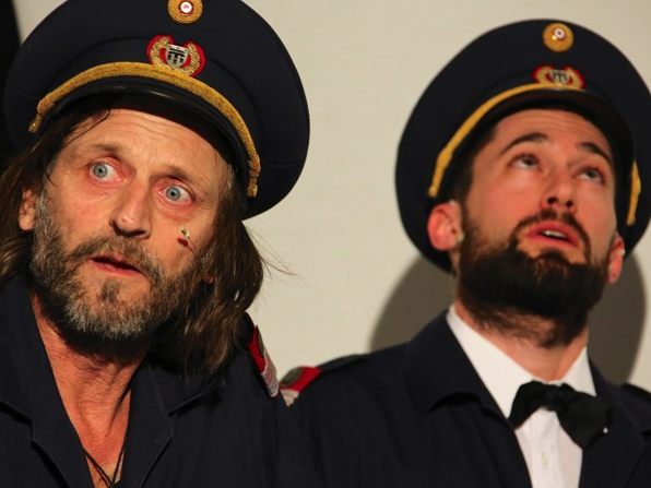 Koeck und Rauch begeisterten im Kellertheater Lampenfieber. Koeck und Rauch begeisterten im Kellertheater Lampenfieber.
