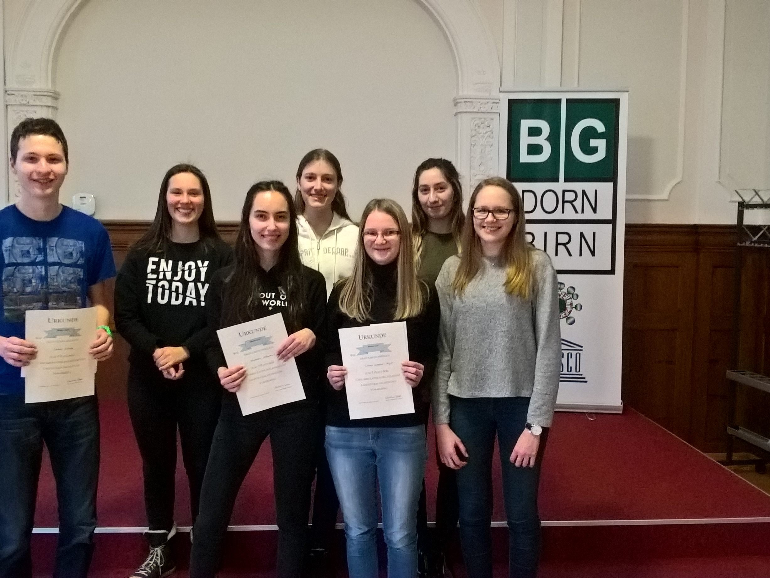 Geballte Latein-Power aus dem BG Lustenau: Lukas Gasser, Nathalie Alge, Michelle Hämmerle, Cora Schneider, Laura Grabher-Meyer, Dilan Ulusoy, Amelie Gehrer.