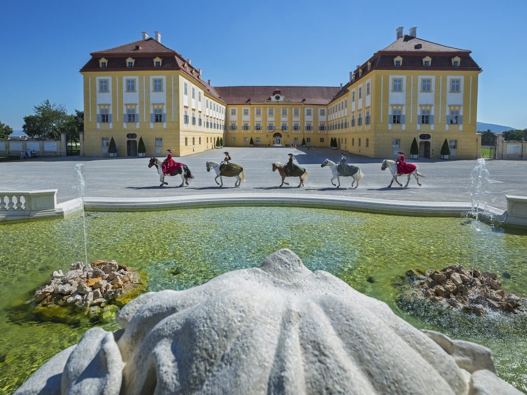 Kosten und naschen GenussFest im April auf Schloss Hof seine