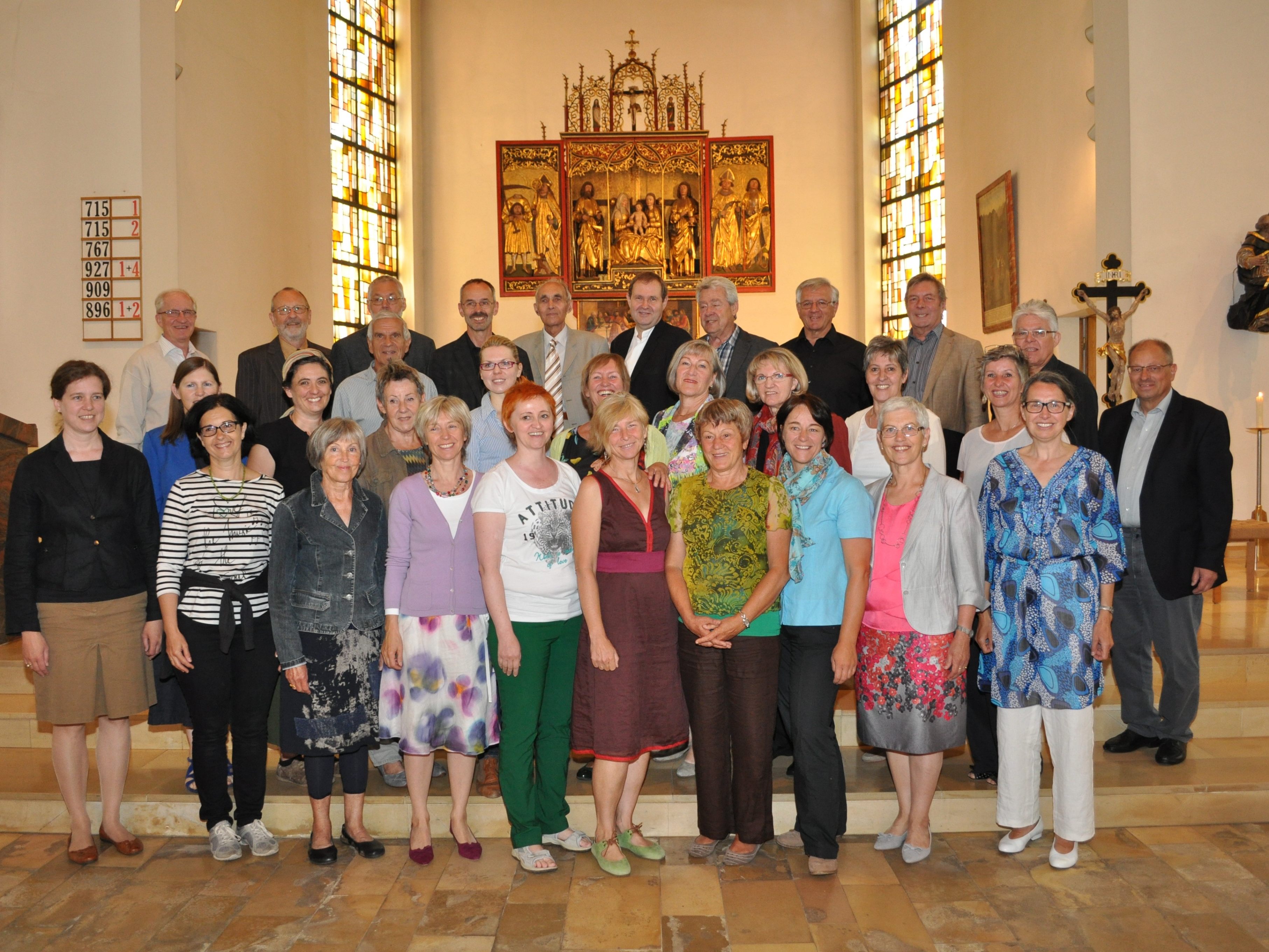 Kantorei Rankweil singt ind er Osternacht ind er Basilika
