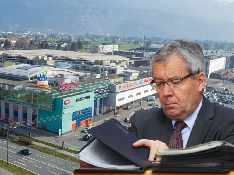 Landesrat Karlheinz Rüdisser beantwortet Anfrage der Grünen