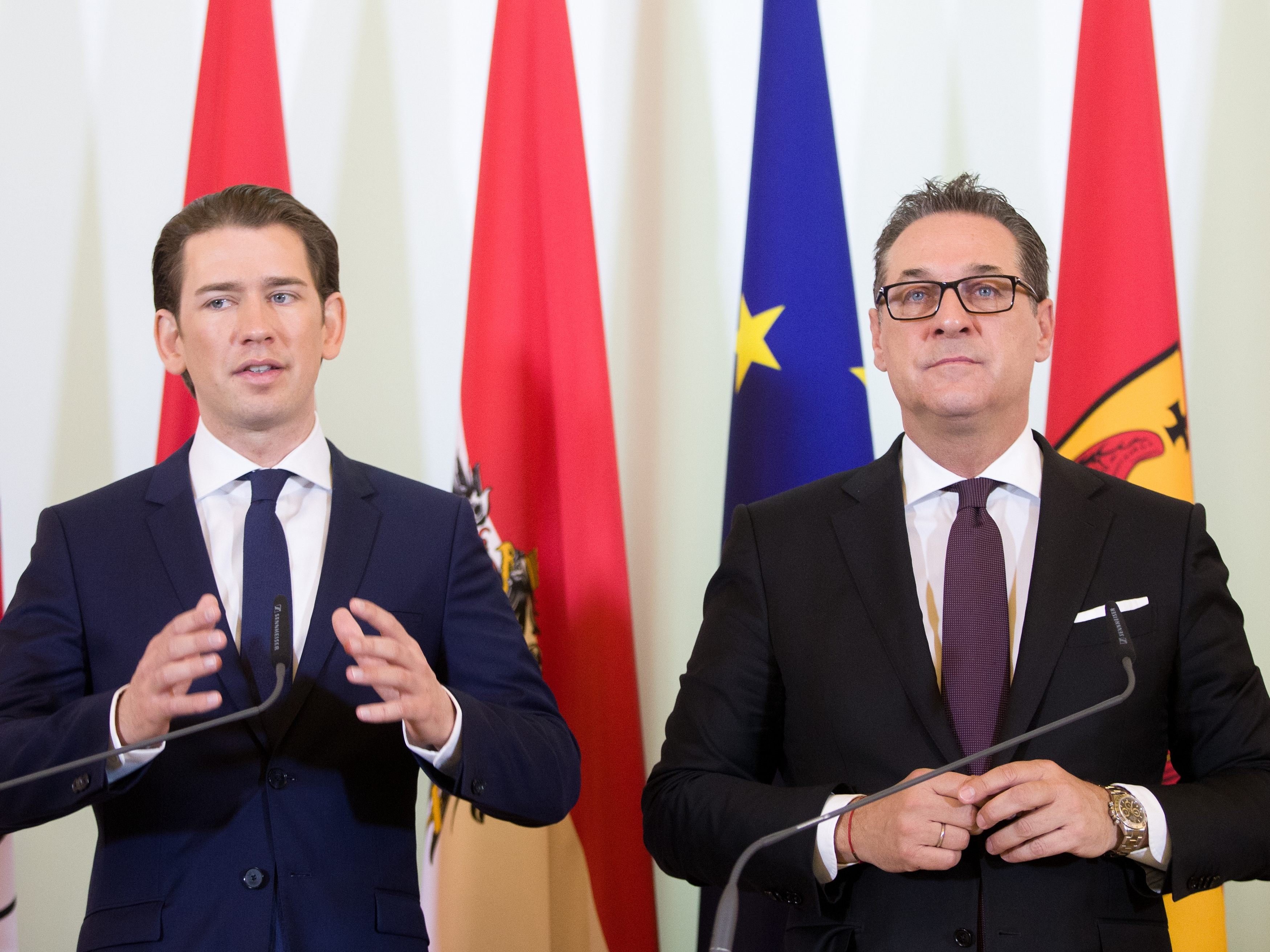 Heftige Kritik an Nachstellung von Kriegsschlacht mit Kindern.