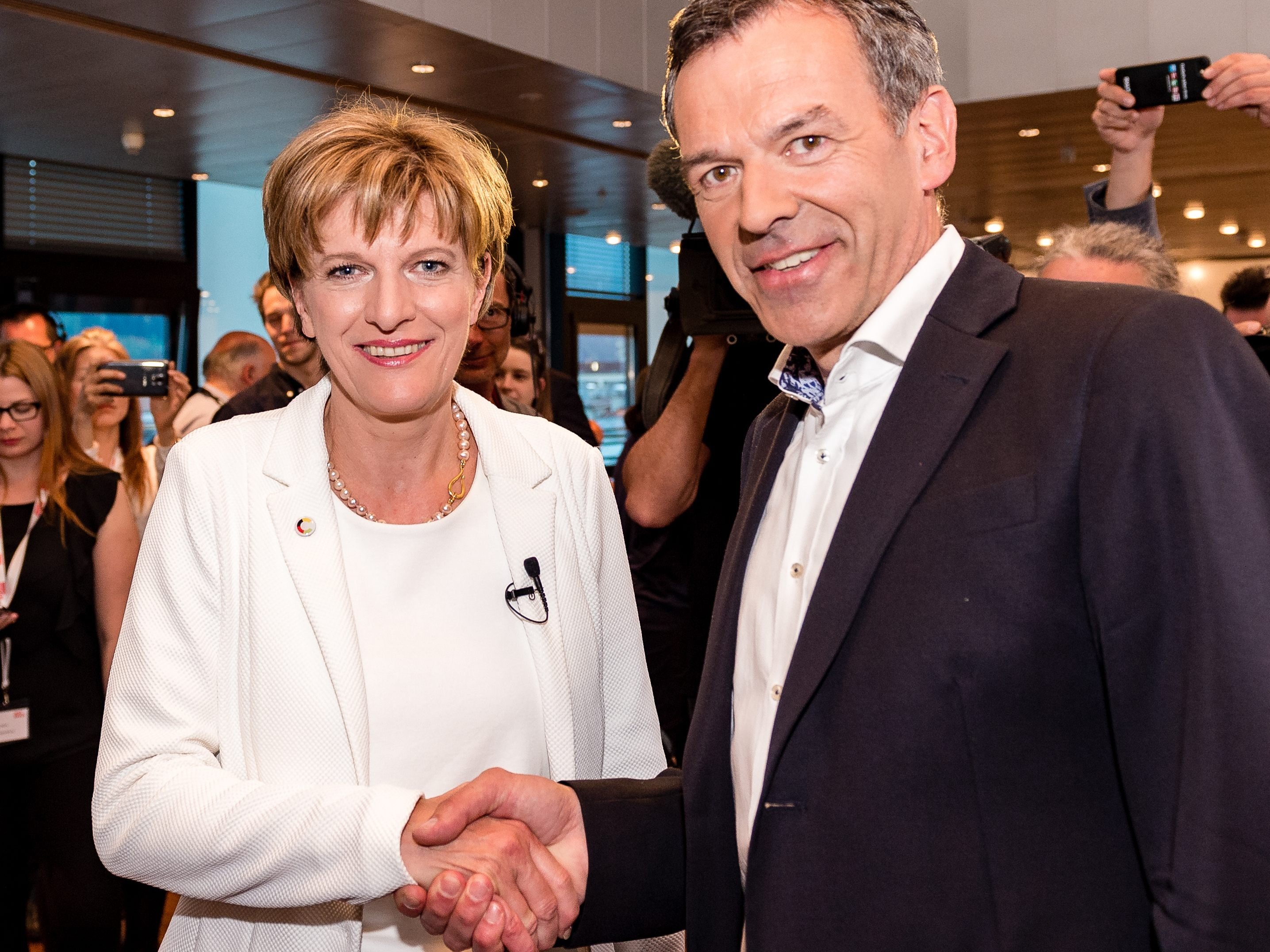 Christine Oppitz-Plörrer und Georg Willi. Christine Oppitz-Plörrer und Georg Willi.