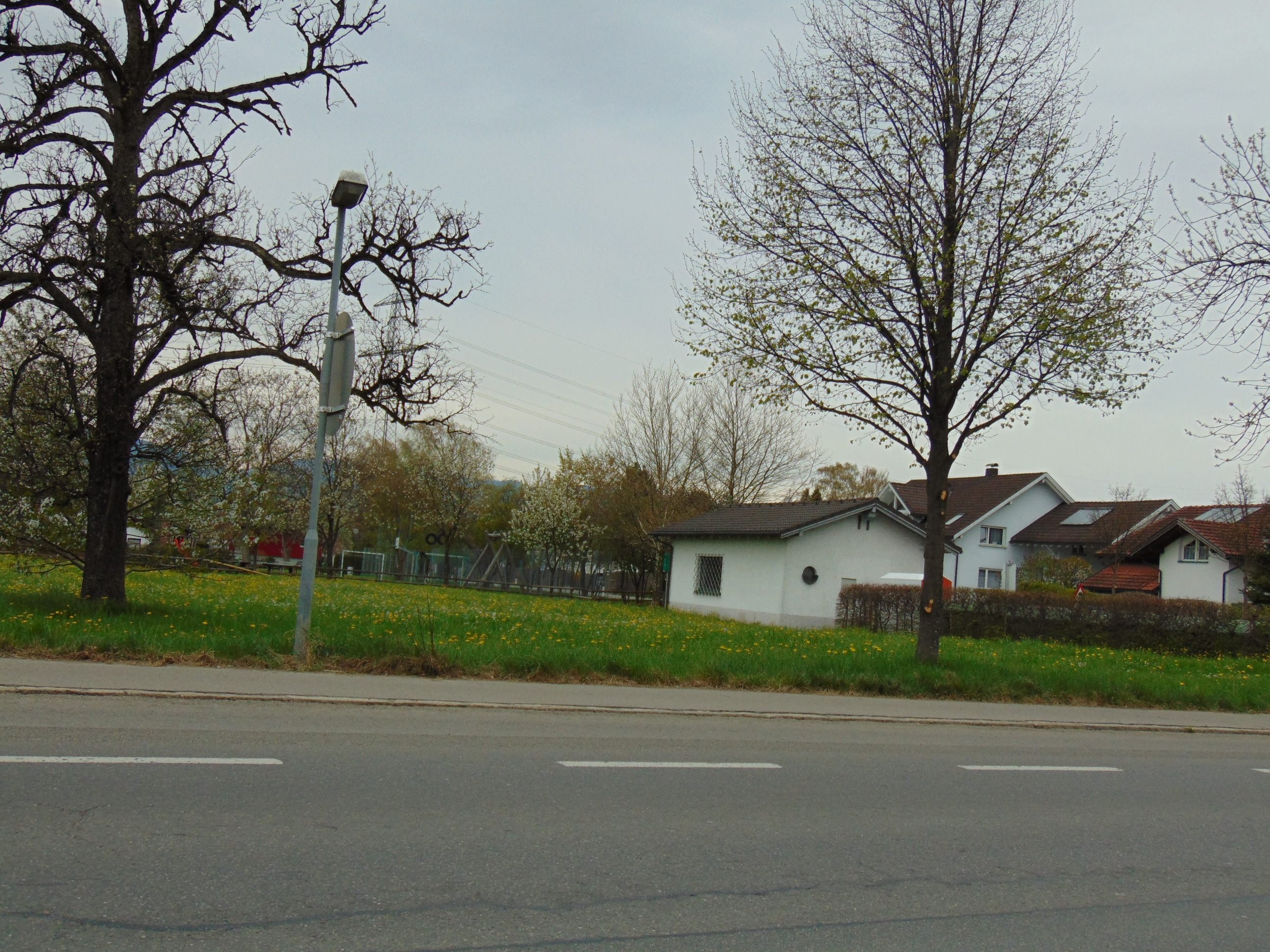 Im Bereich Straßenhäuser/Ried soll der neue Kindergarten entstehen Im Bereich Straßenhäuser/Ried soll der neue Kindergarten entstehen