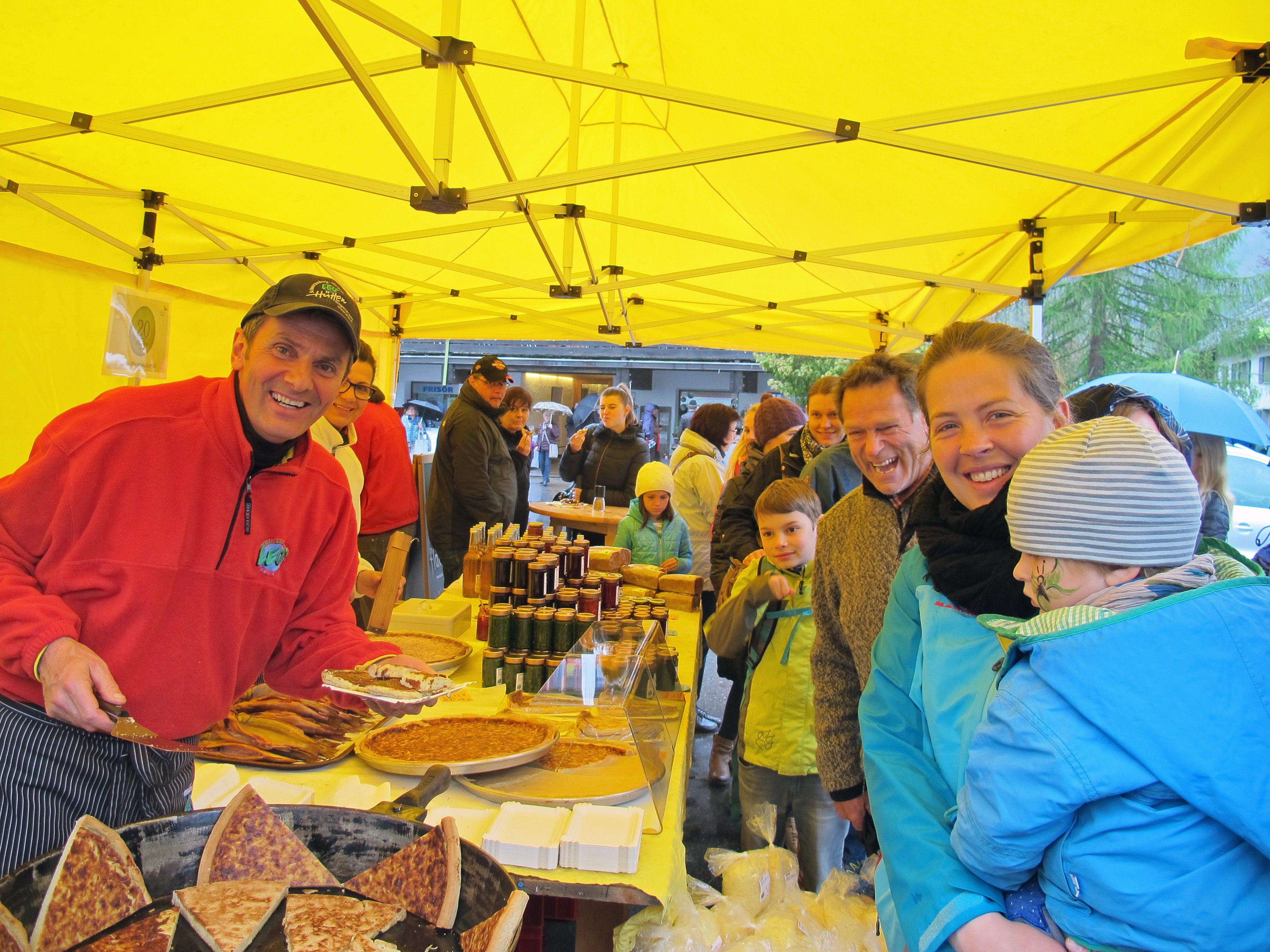 Jung und Alt trifft sich beim 4. Wäldermarkt am kommenden Dienstag, 1. Mai. Jung und Alt trifft sich beim 4. Wäldermarkt am kommenden Dienstag, 1. Mai.