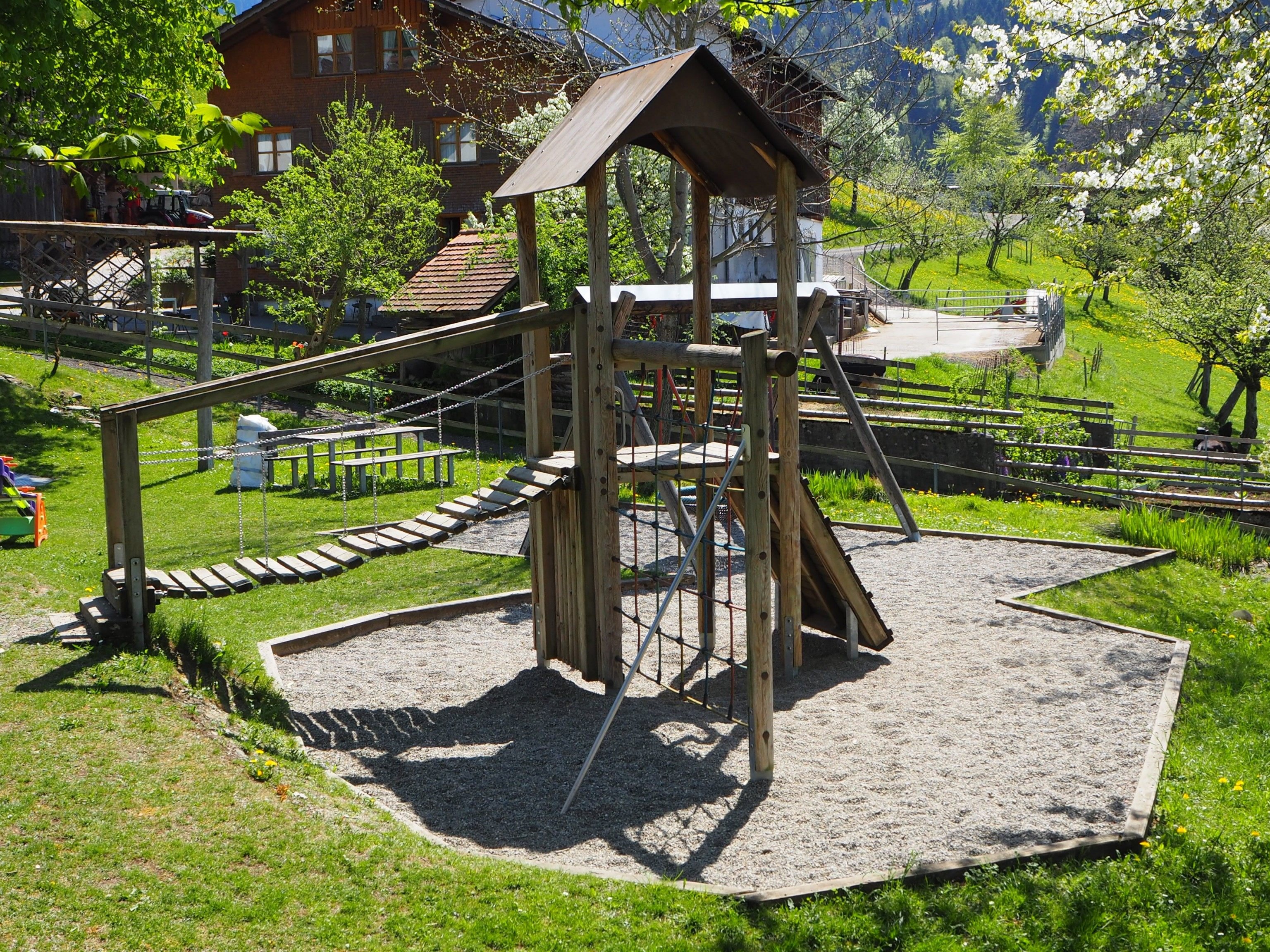 Zumindest 2018/19 werden hier keine Kindergartenkinder spielen Zumindest 2018/19 werden hier keine Kindergartenkinder spielen