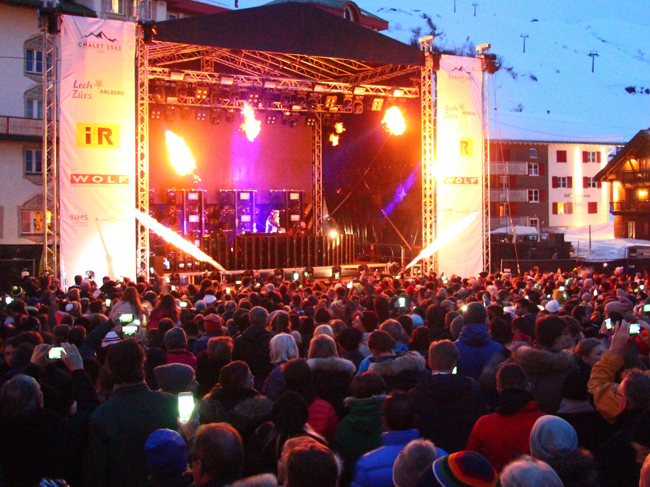 Megastar DJ Tiësto gab eine sensationelle Performance in Zürs am Arlberg