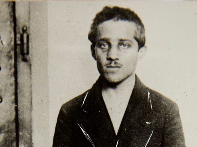 Der Mörder des österreichischen Thronfolgerpaares Gavrilo Princip stirbt 1918 an Tuberkulose im Gefängniskrankenhaus. Der Mörder des österreichischen Thronfolgerpaares Gavrilo Princip stirbt 1918 an Tuberkulose im Gefängniskrankenhaus.