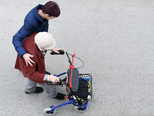 Die Länder wollen mehr Geld für die Pflege