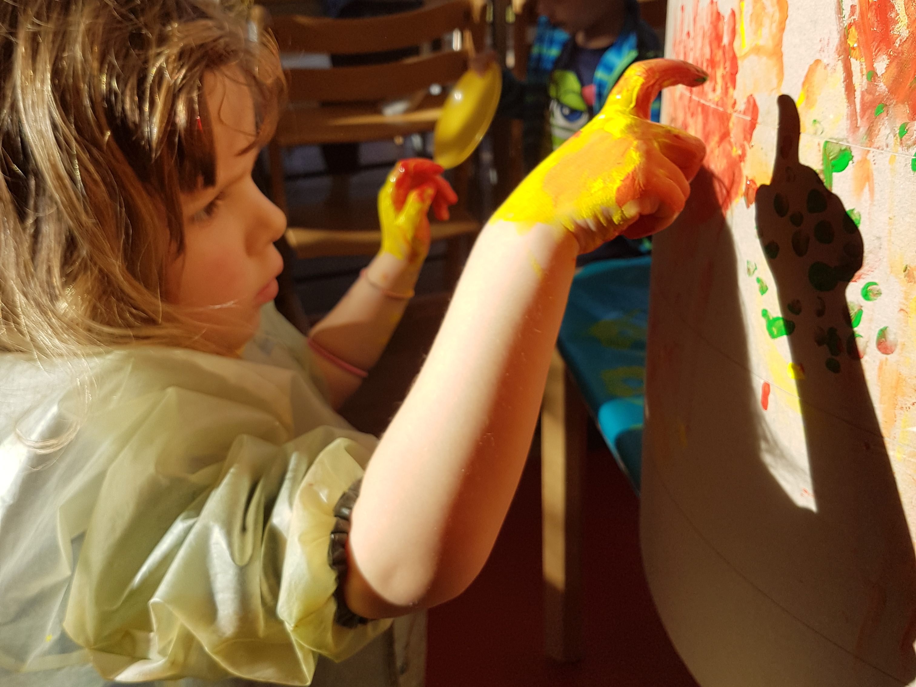 Das Kinderhaus Nenzing wurde erweitert – beim Eröffnungsfest kommen Spiel und Spaß nicht zu kurz. Das Kinderhaus Nenzing wurde erweitert – beim Eröffnungsfest kommen Spiel und Spaß nicht zu kurz.
