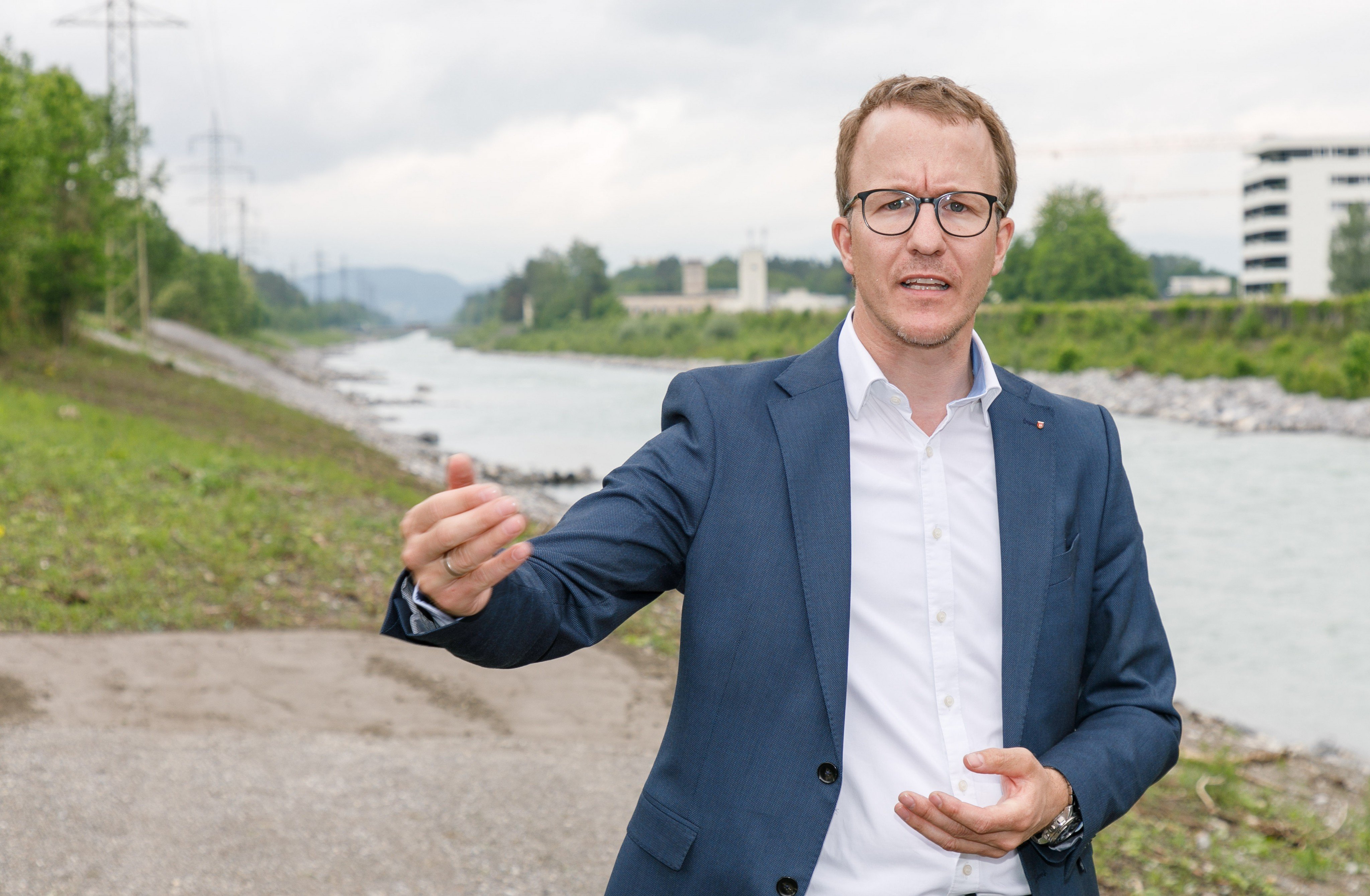 Landesrat Gantner bei der feierlichen Inbetriebnahme. Landesrat Gantner bei der feierlichen Inbetriebnahme.