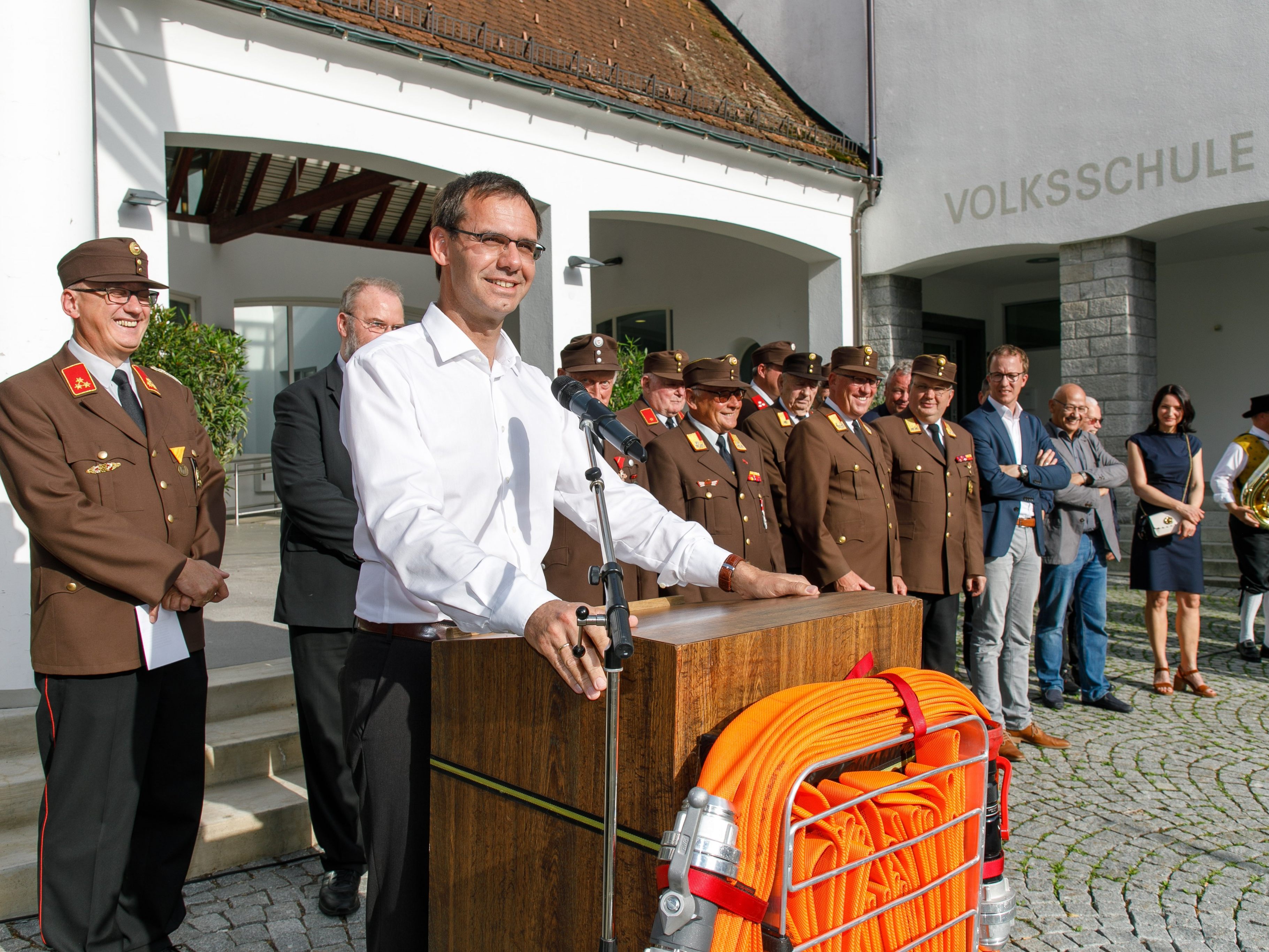 Landeshauptmann besuchte mit Sicherheitslandesrat Christian Gantner Segnung und offizielle Indienststellung des neuen Tanklöschfahrzeuges der Ortsfeuerwehr Klaus Landeshauptmann besuchte mit Sicherheitslandesrat Christian Gantner Segnung und offizielle Indienststellung des neuen Tanklöschfahrzeuges der Ortsfeuerwehr Klaus