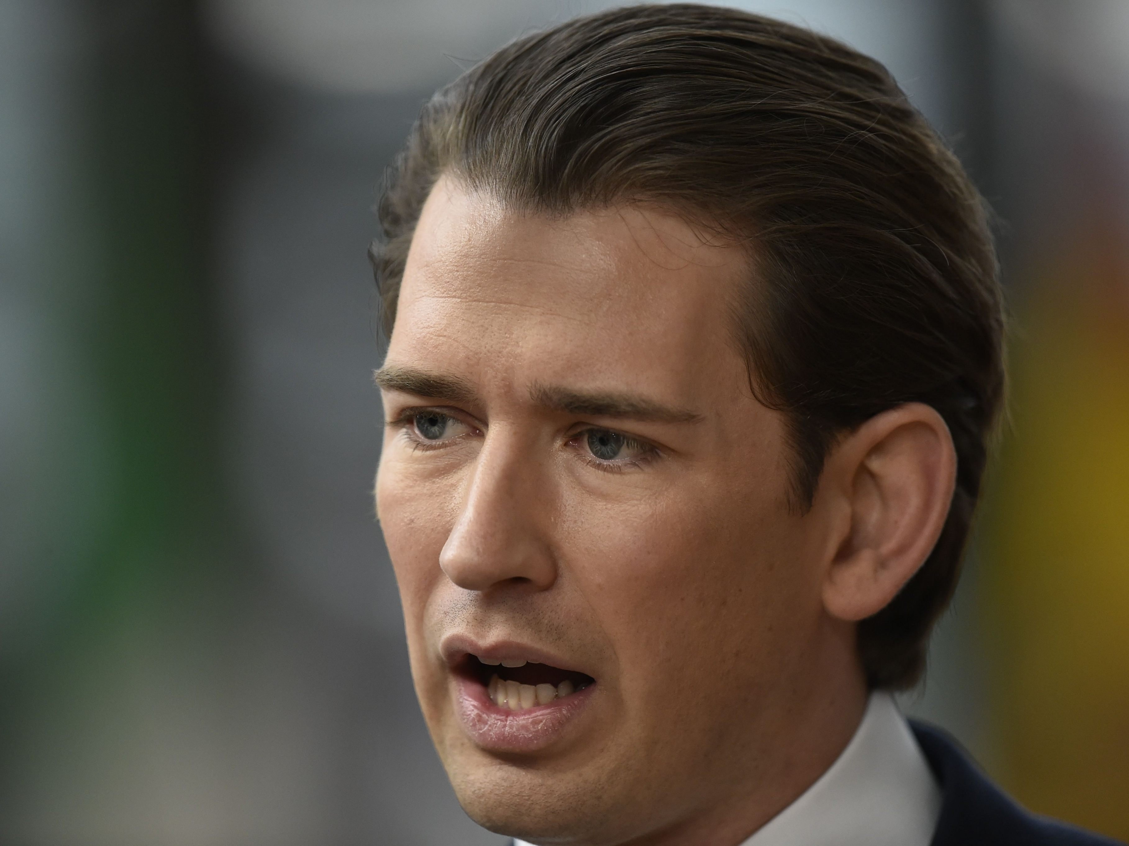 Das Schweizer Fernsehen machte Sebastian Kurz kurzerhand zum Außenminister. Das Schweizer Fernsehen machte Sebastian Kurz kurzerhand zum Außenminister.