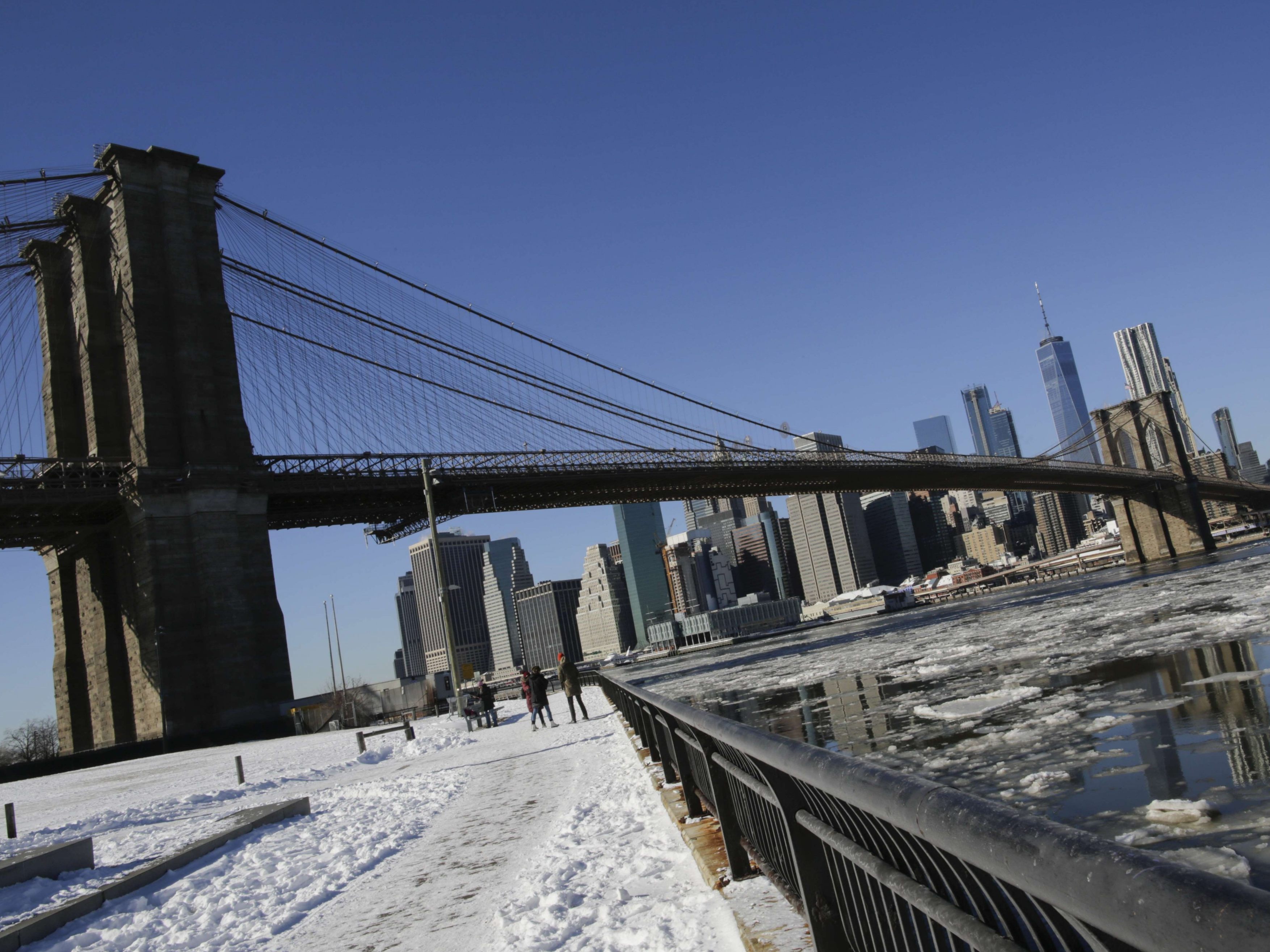 Am 24. Mai 1883 wurde die Brooklyn Bridge eingeweiht. Am 24. Mai 1883 wurde die Brooklyn Bridge eingeweiht.