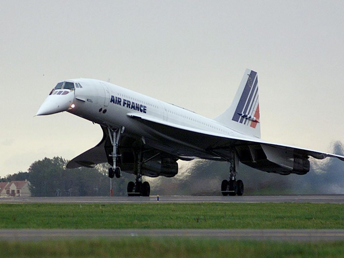 Am 31. Mai 2003 stellte die Air France den Betrieb ihrer Concorde Überschall-Jets ein. Am 31. Mai 2003 stellte die Air France den Betrieb ihrer Concorde Überschall-Jets ein.