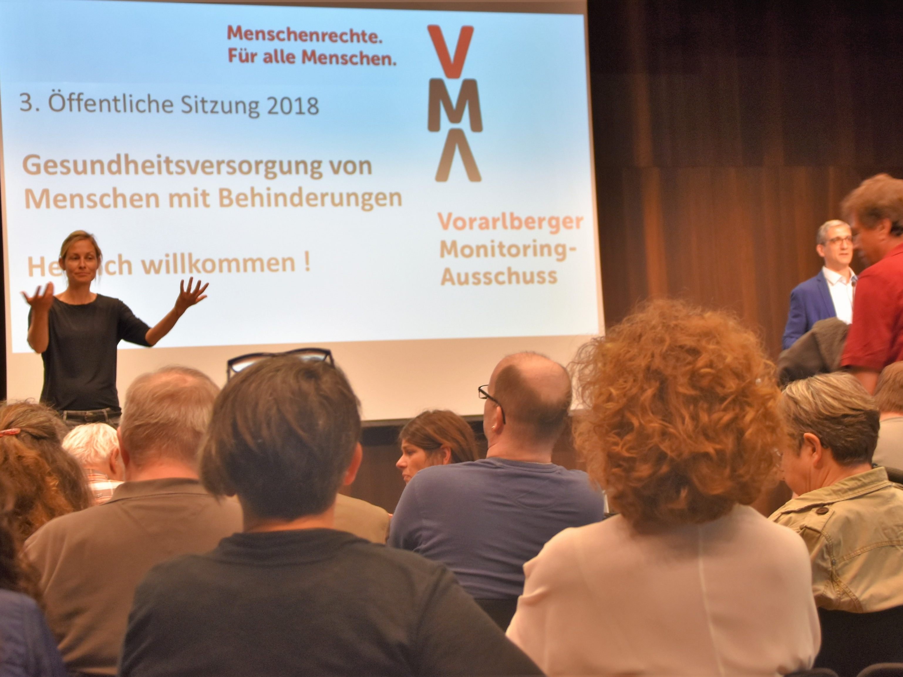 Monitoring-Ausschuss diskutiert über die Gesundheitsversorgung von Menschen mit Behinderungen Monitoring-Ausschuss diskutiert über die Gesundheitsversorgung von Menschen mit Behinderungen